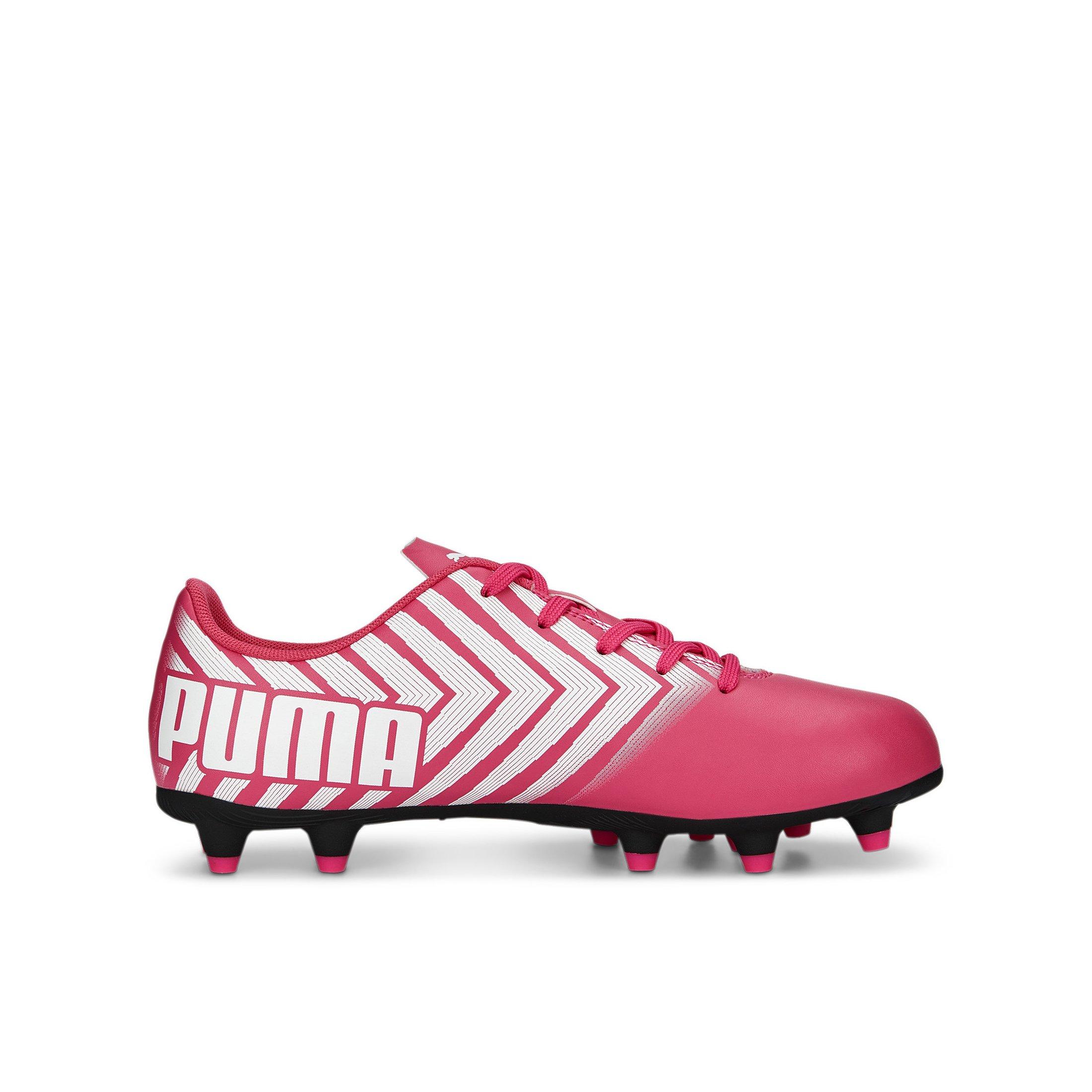 Girls puma soccer shoes discount