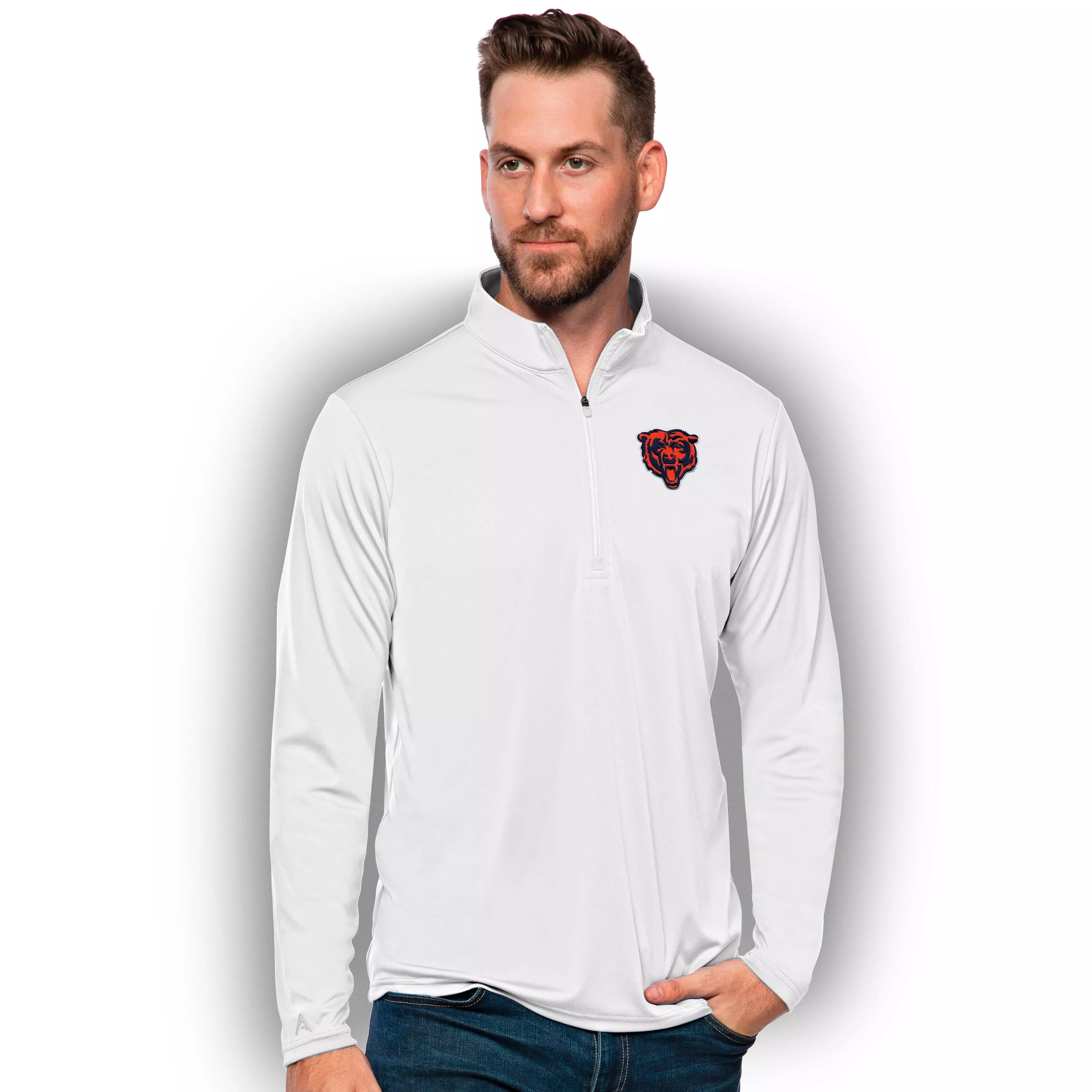 Antigua Men's Chicago Bears Bear Tribute Quarter-Zip Pullover Jacket - WHITE