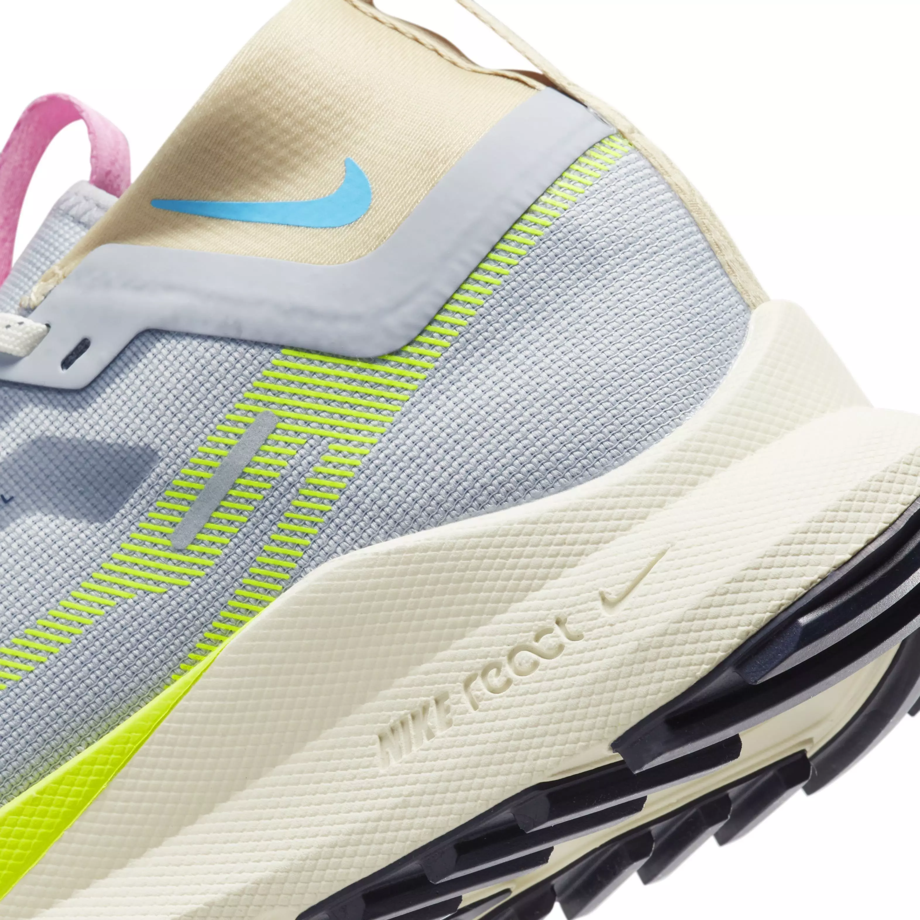 Nike Pegasus Trail 4 GORE-TEX "Wolf Grey/Volt/Stadium Green/Baltic Blue" Women's Trail Running Shoe - GREY/VOLT/GREEN/BLUE