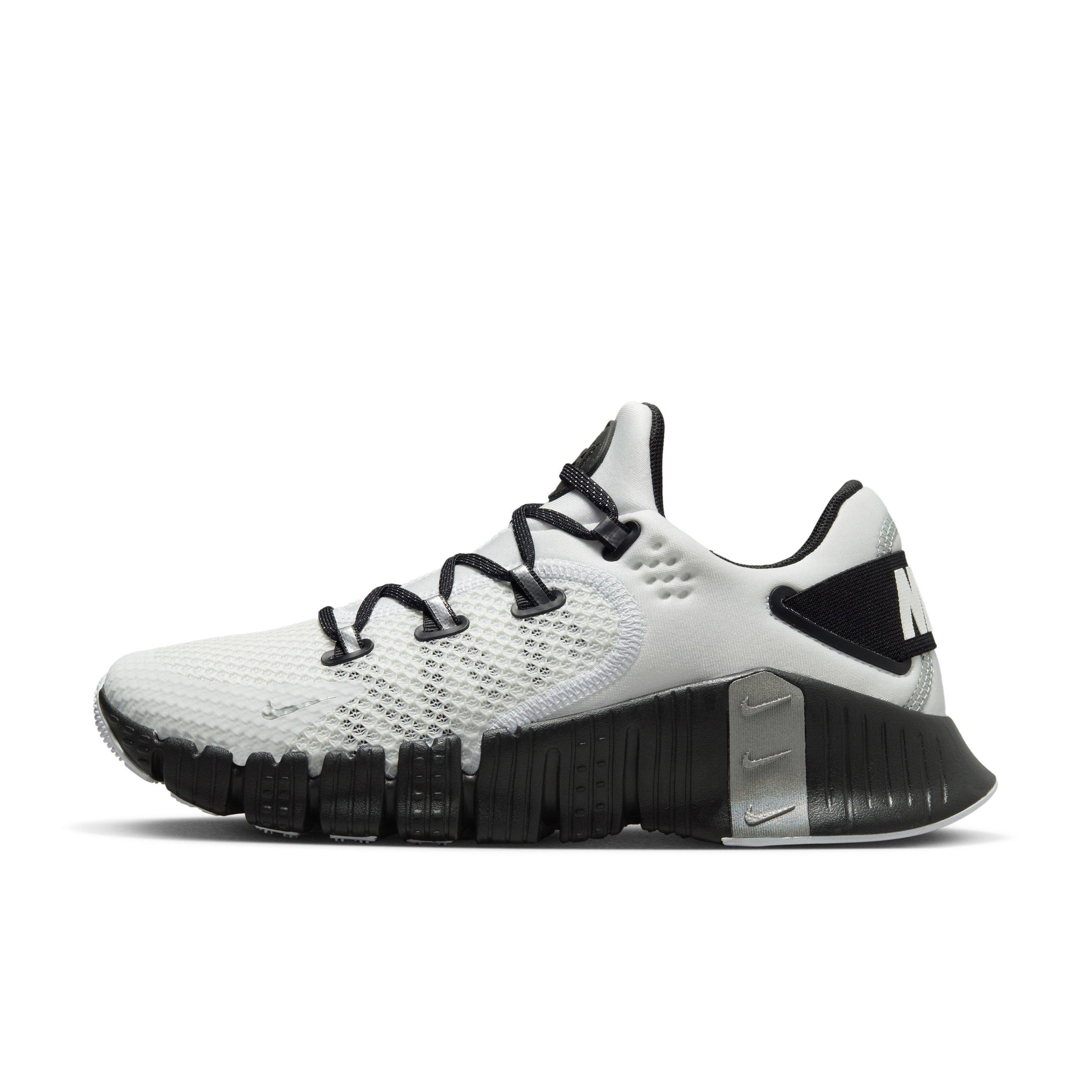 Nike metcon 4 on sale black white sail