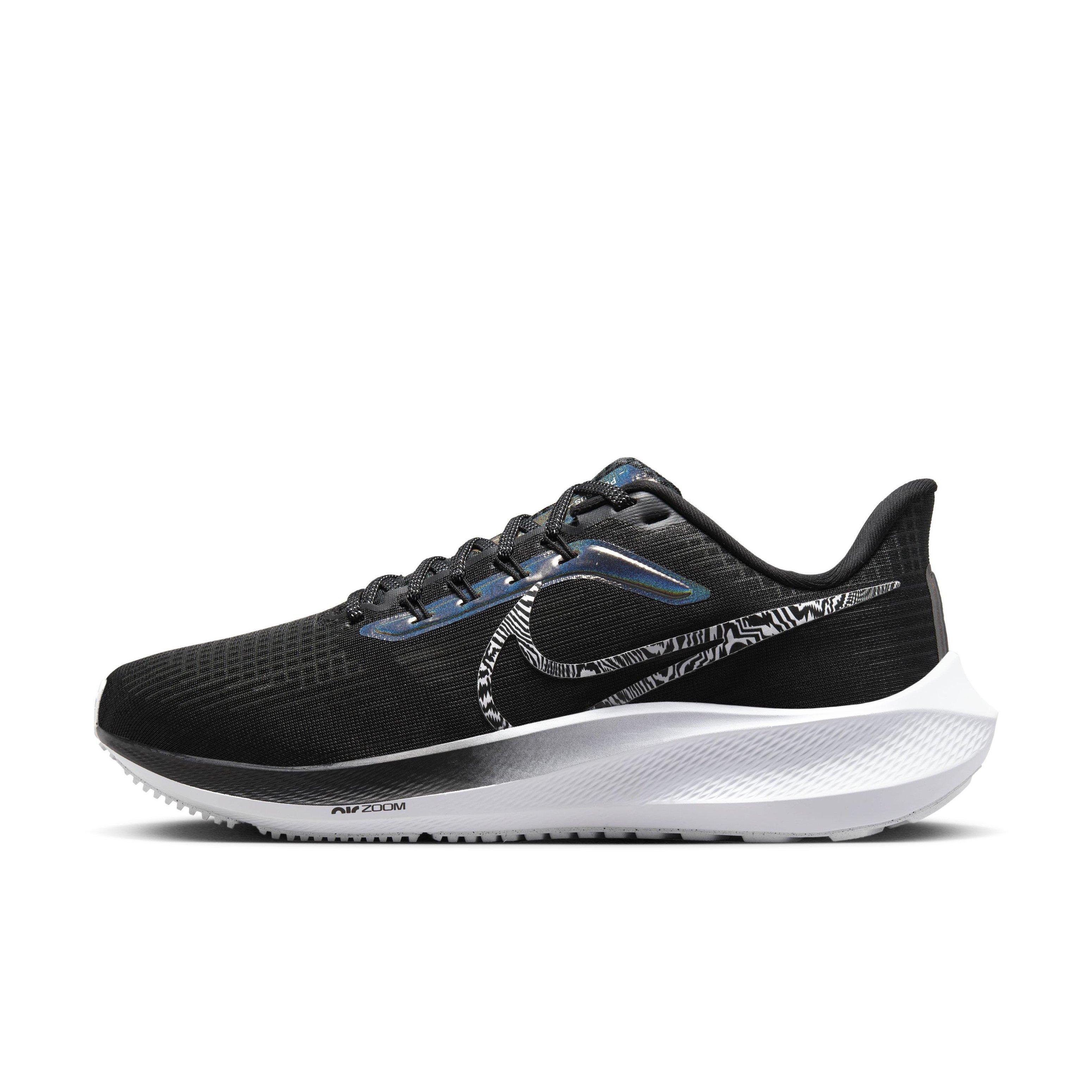 Nike Pegasus 39 Premium "Black/White" Women's Running Shoe - BLACK/WHITE Thumbnail View 2