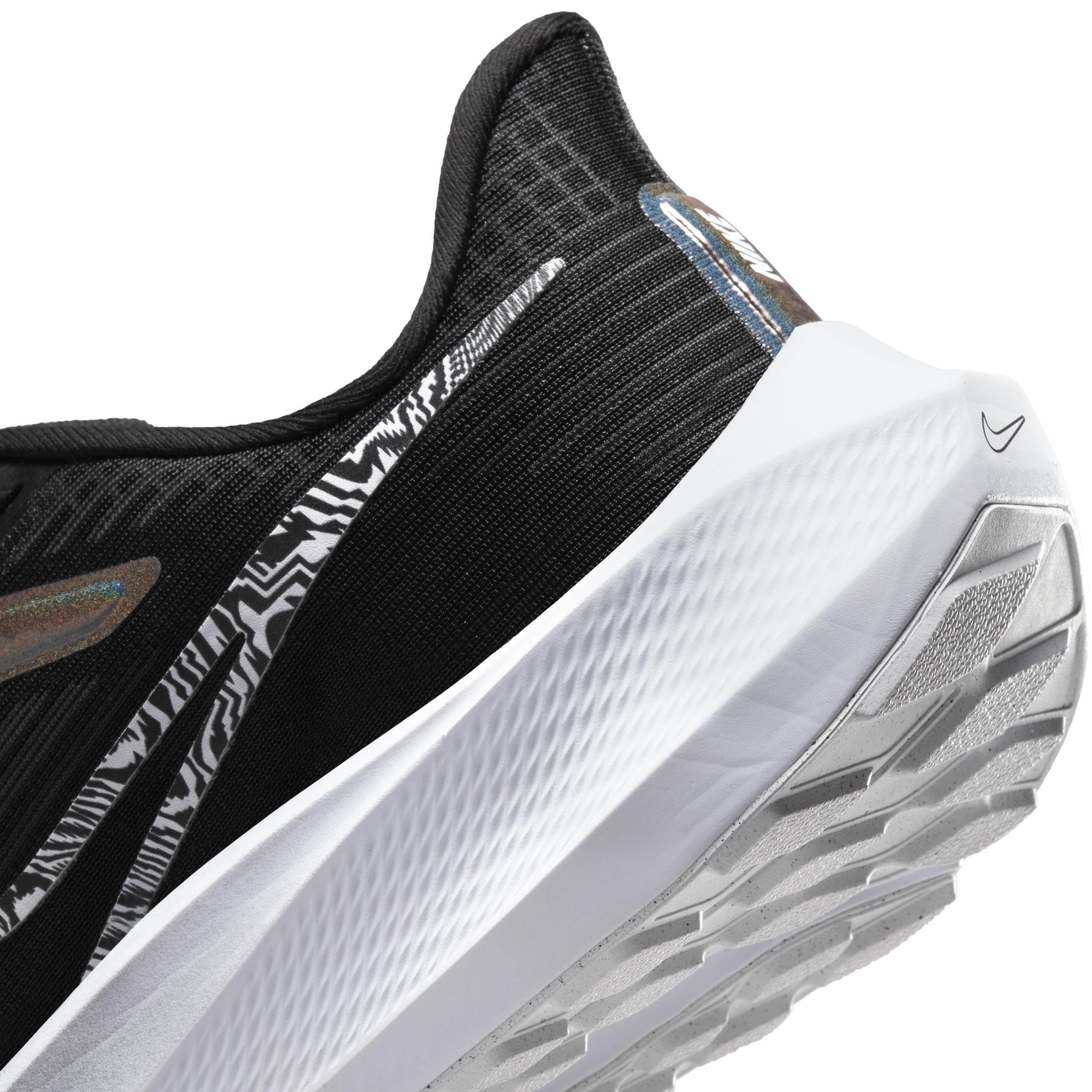 Nike Pegasus 39 Premium "Black/White" Women's Running Shoe - BLACK/WHITE Thumbnail View 8