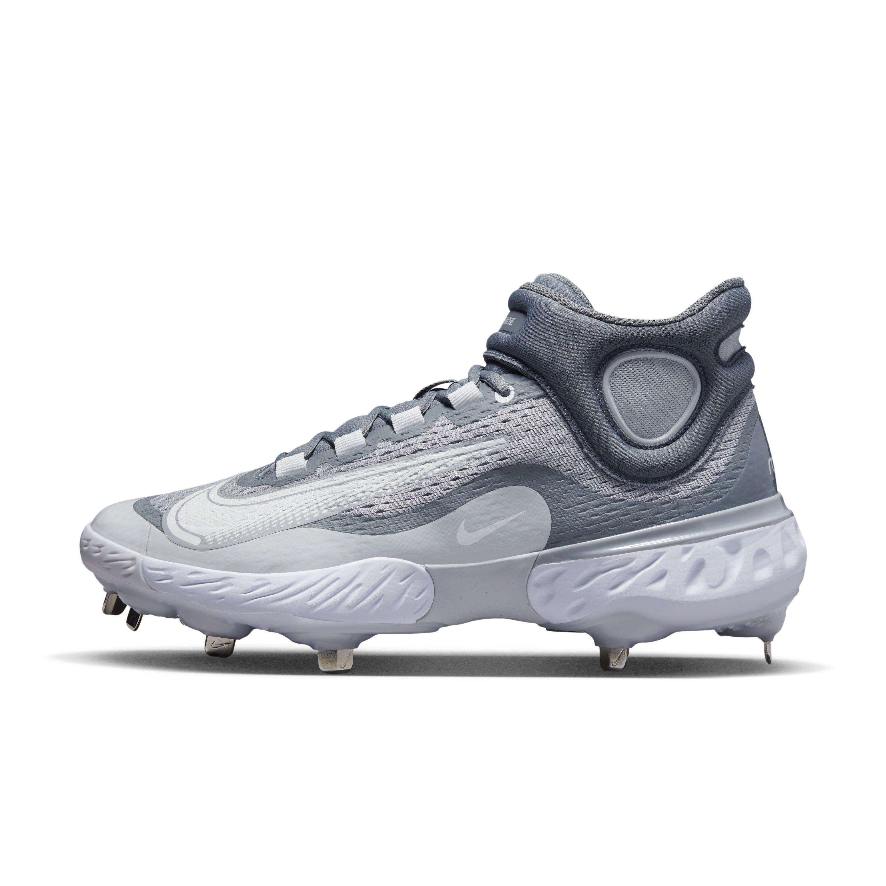 What Pros Wear: First Look at Nike Alpha Huarache Elite 4 Baseball