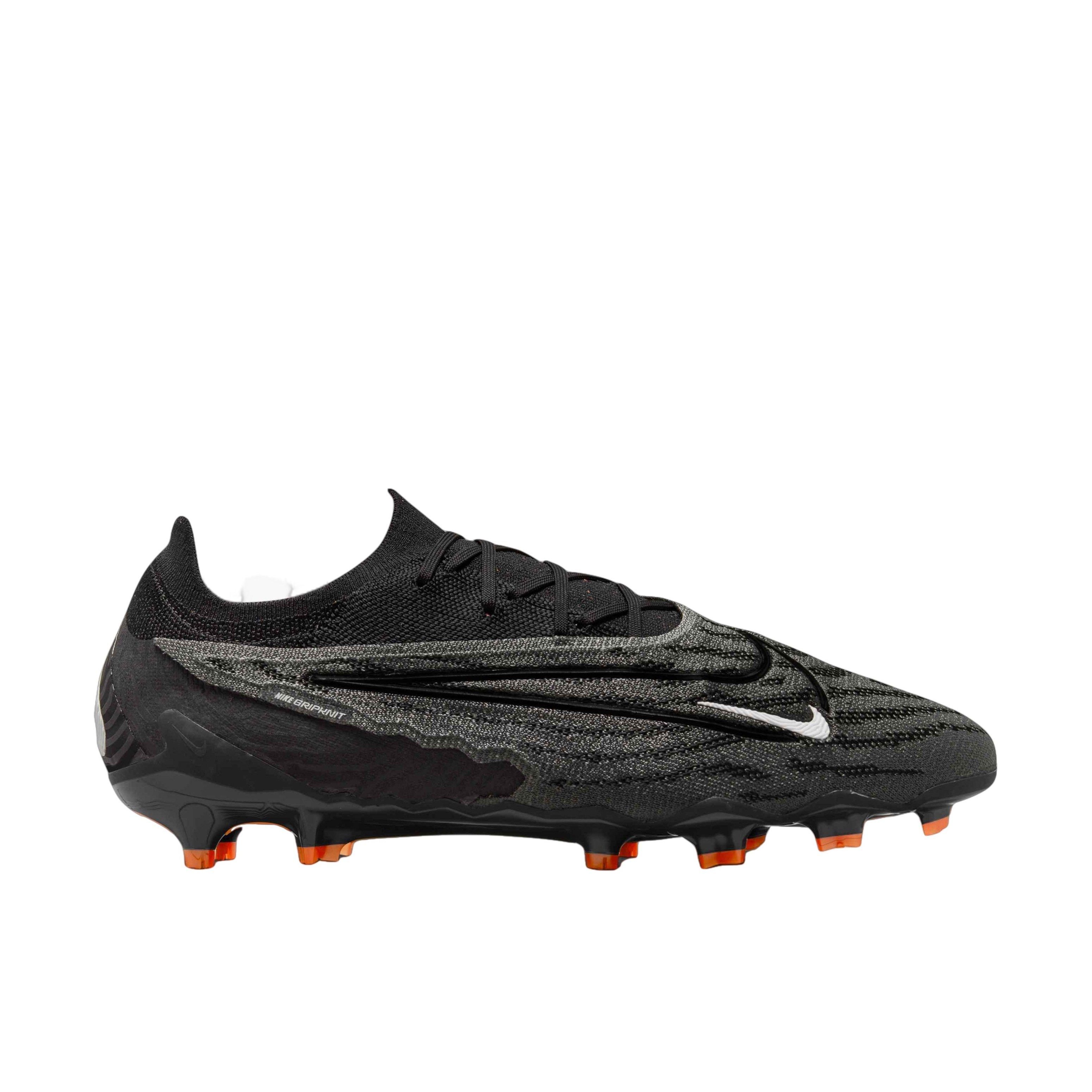 Indoor soccer shoes hibbett sports best sale