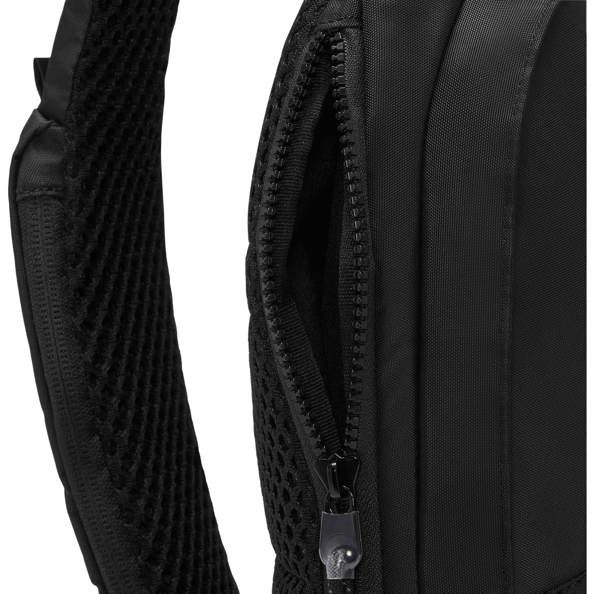 Nike Sportswear Essentials Sling Bag