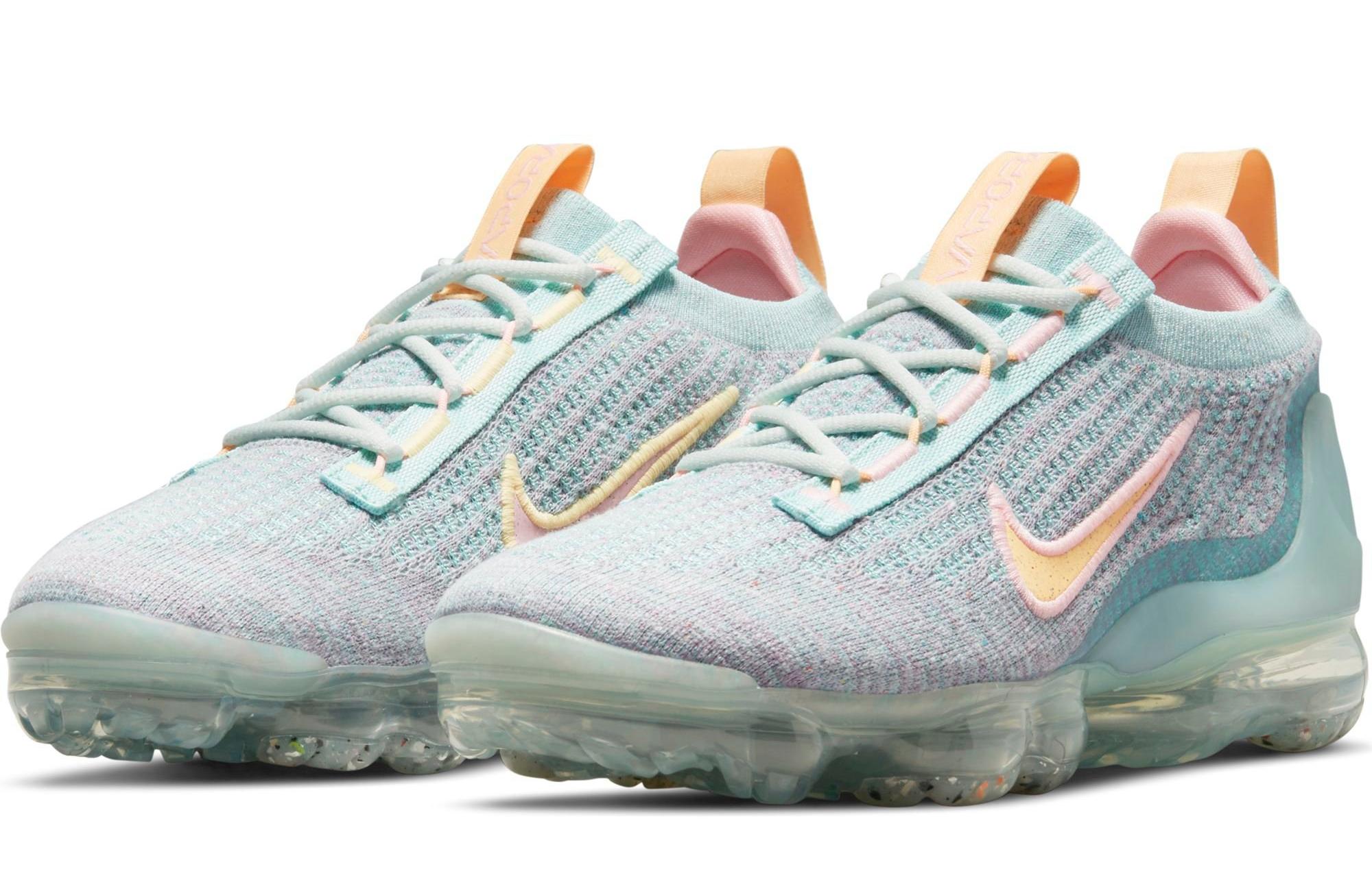 Nike air vapormax flyknit - women's size outlet 5