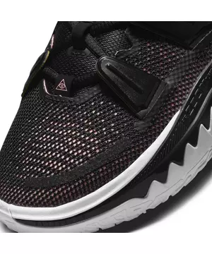 Nike Kyrie 7 