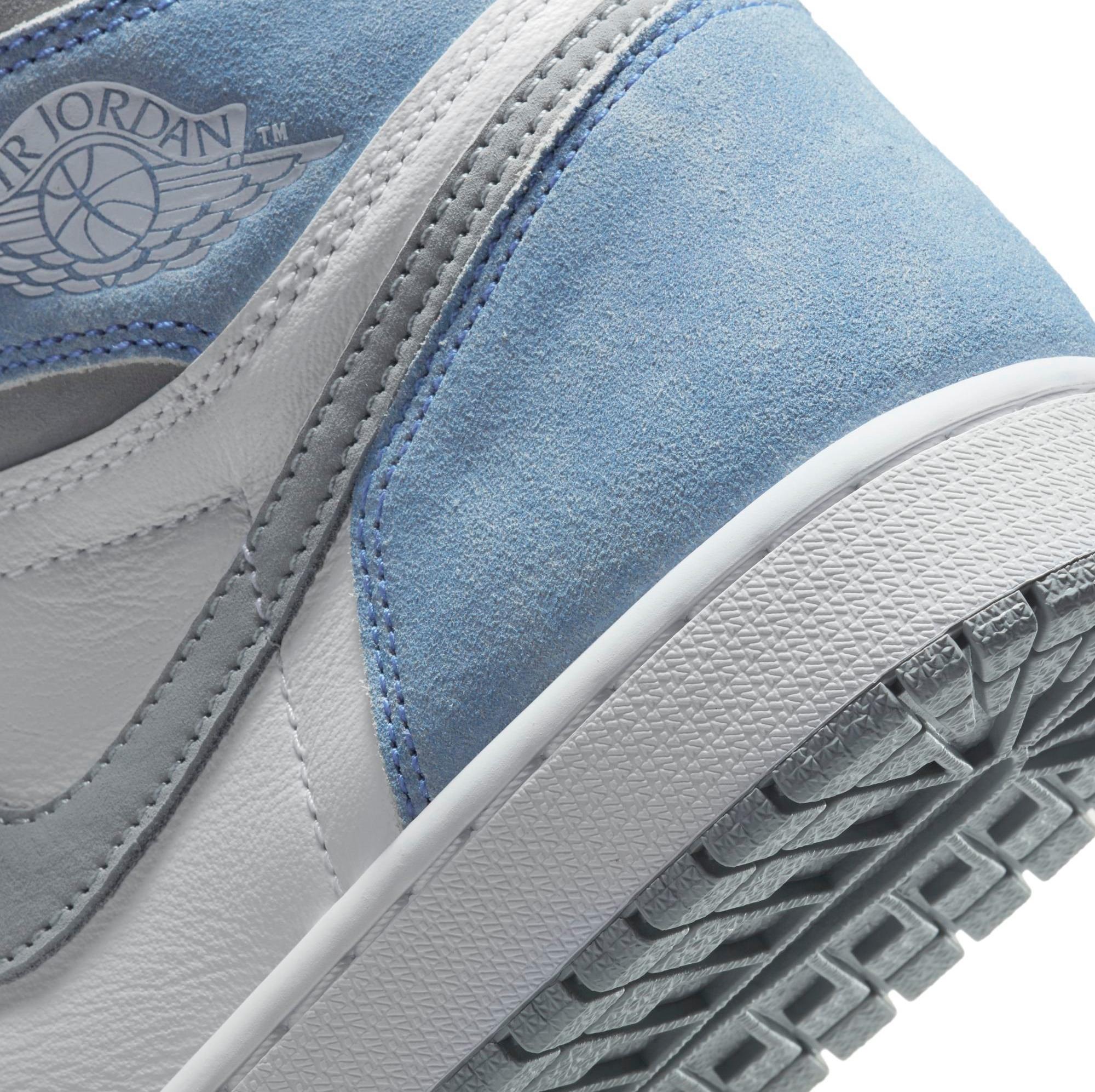 Sneakers Release – Jordan 1 Retro High OG “Hyper Royal/Smoke  Grey”