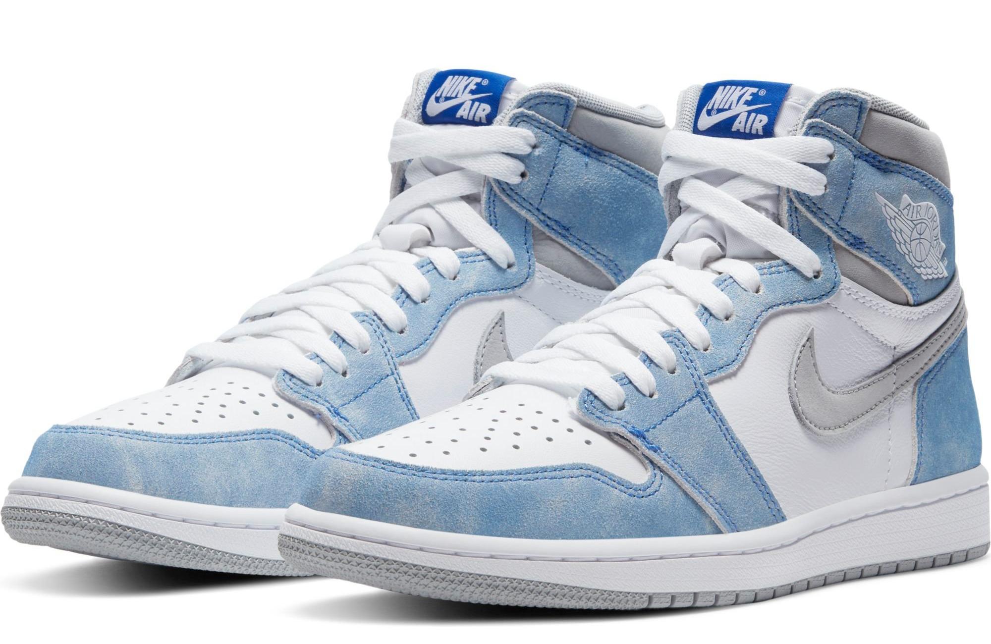 BLUE NIKE_AIR JORDAN RETRO 1 HIGH OG HYPER ROYAL SHOES