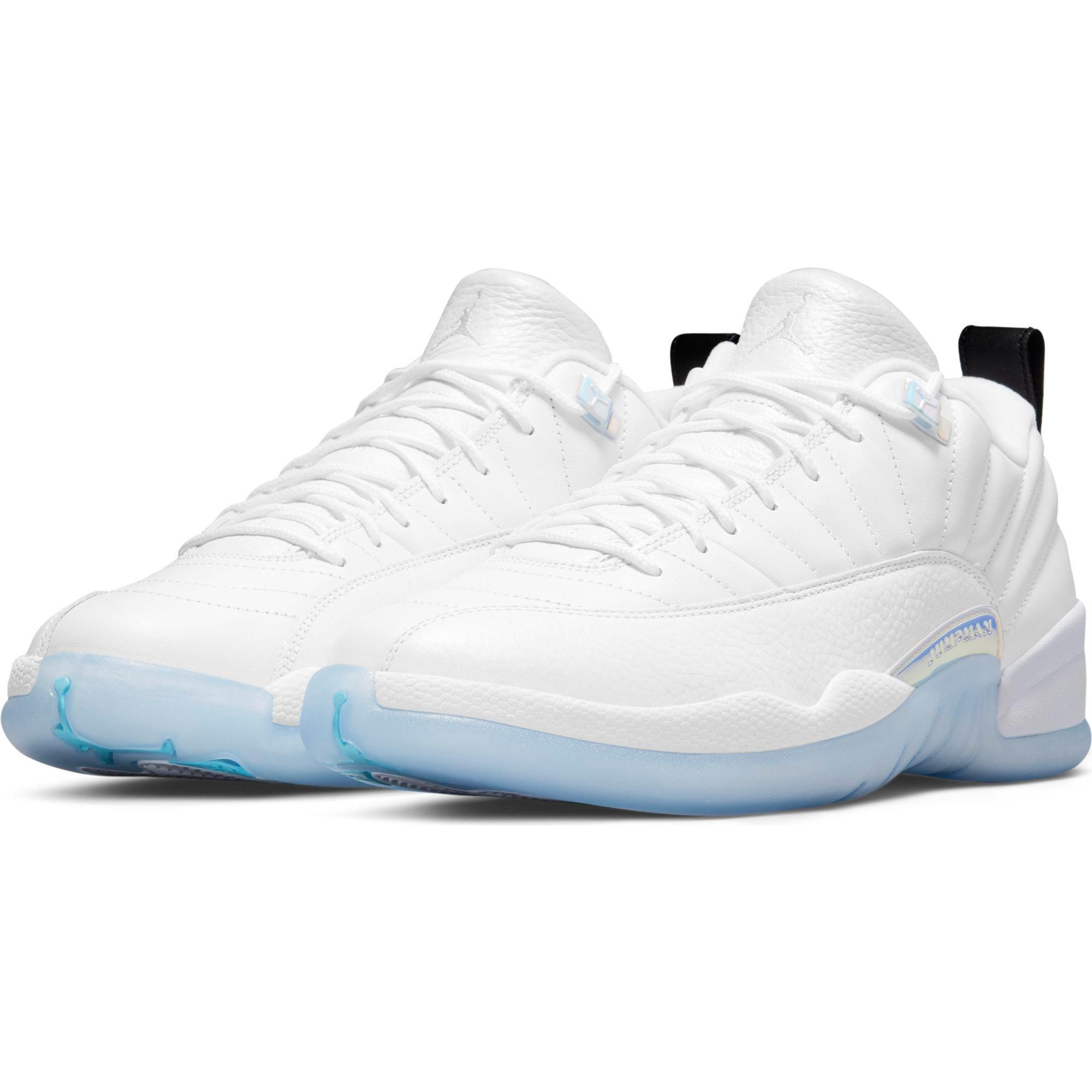 hibbett sports jordans retro 12