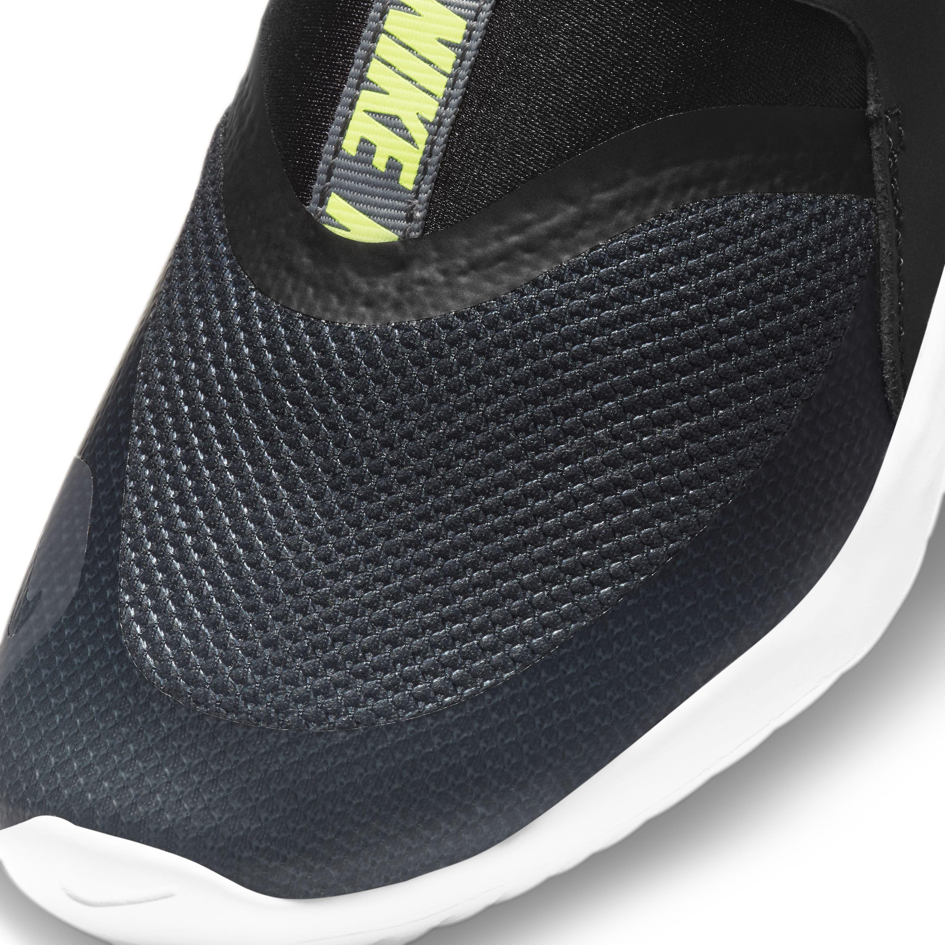 Nike Flex Runner Boys Shoe Review