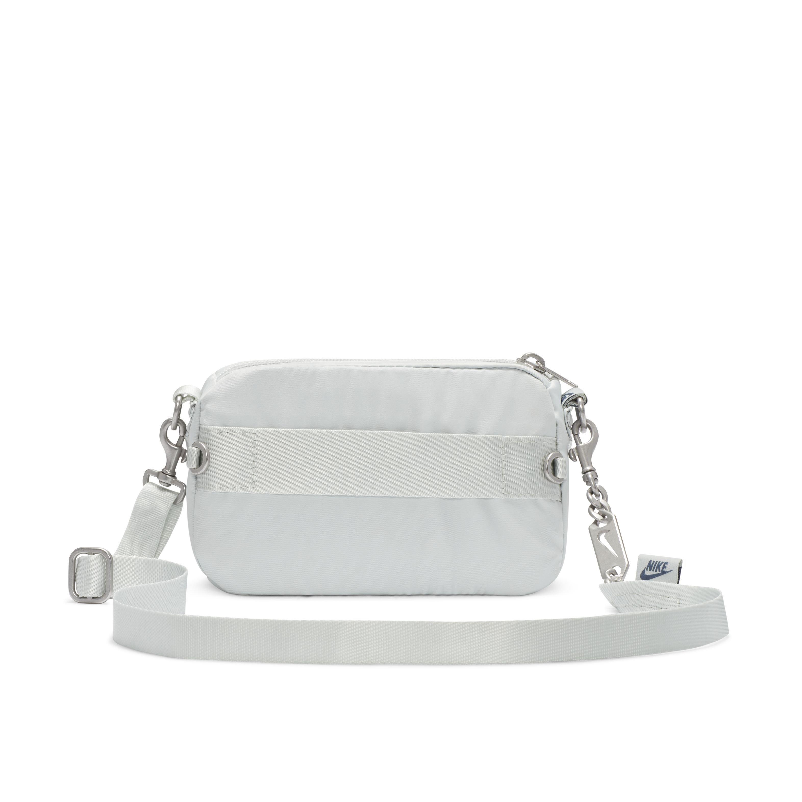 Cuti-Trip 假日旅行- ✓Nike Futura Luxe Crossbody Bag 购买链接