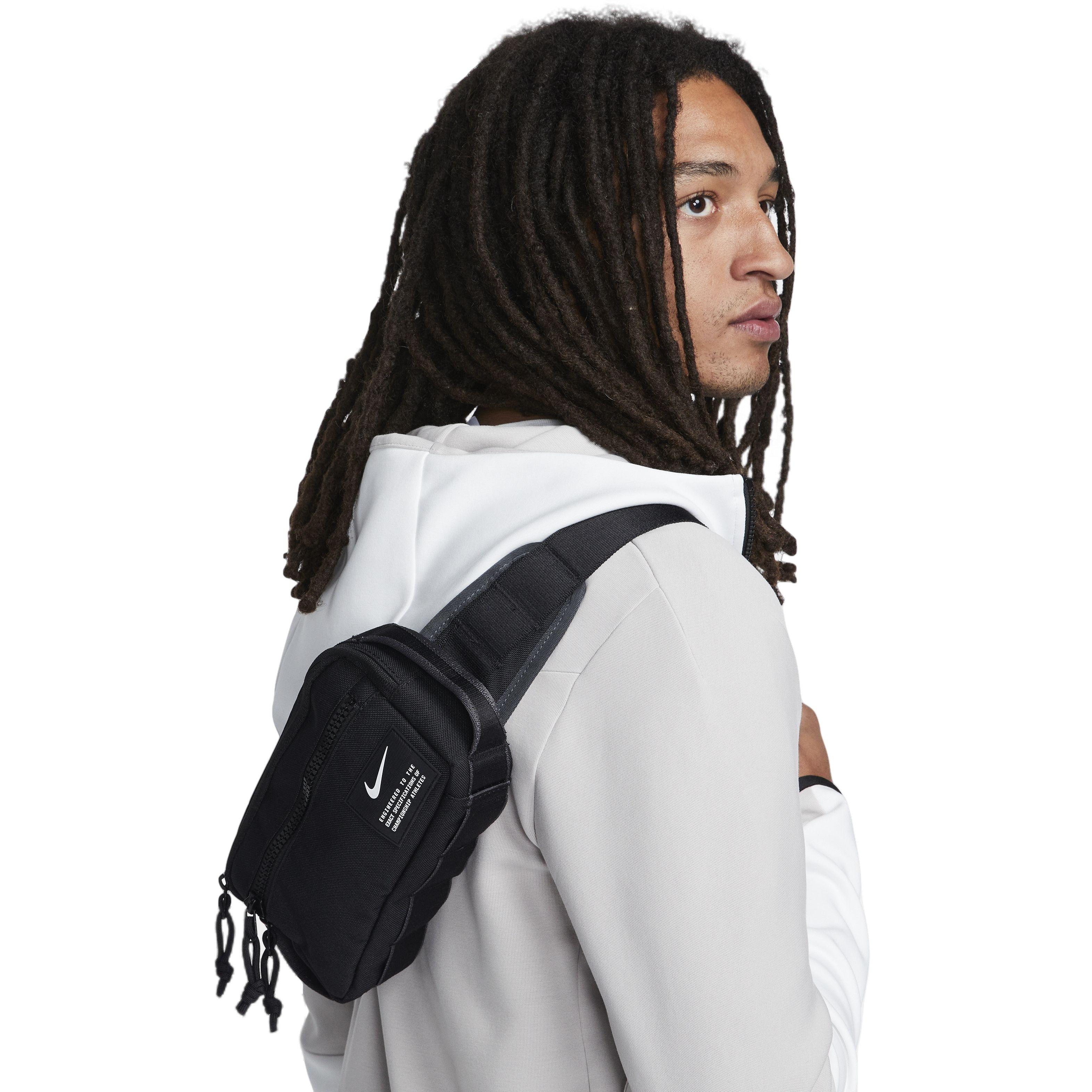 Nike Utility Speed Fanny Pack