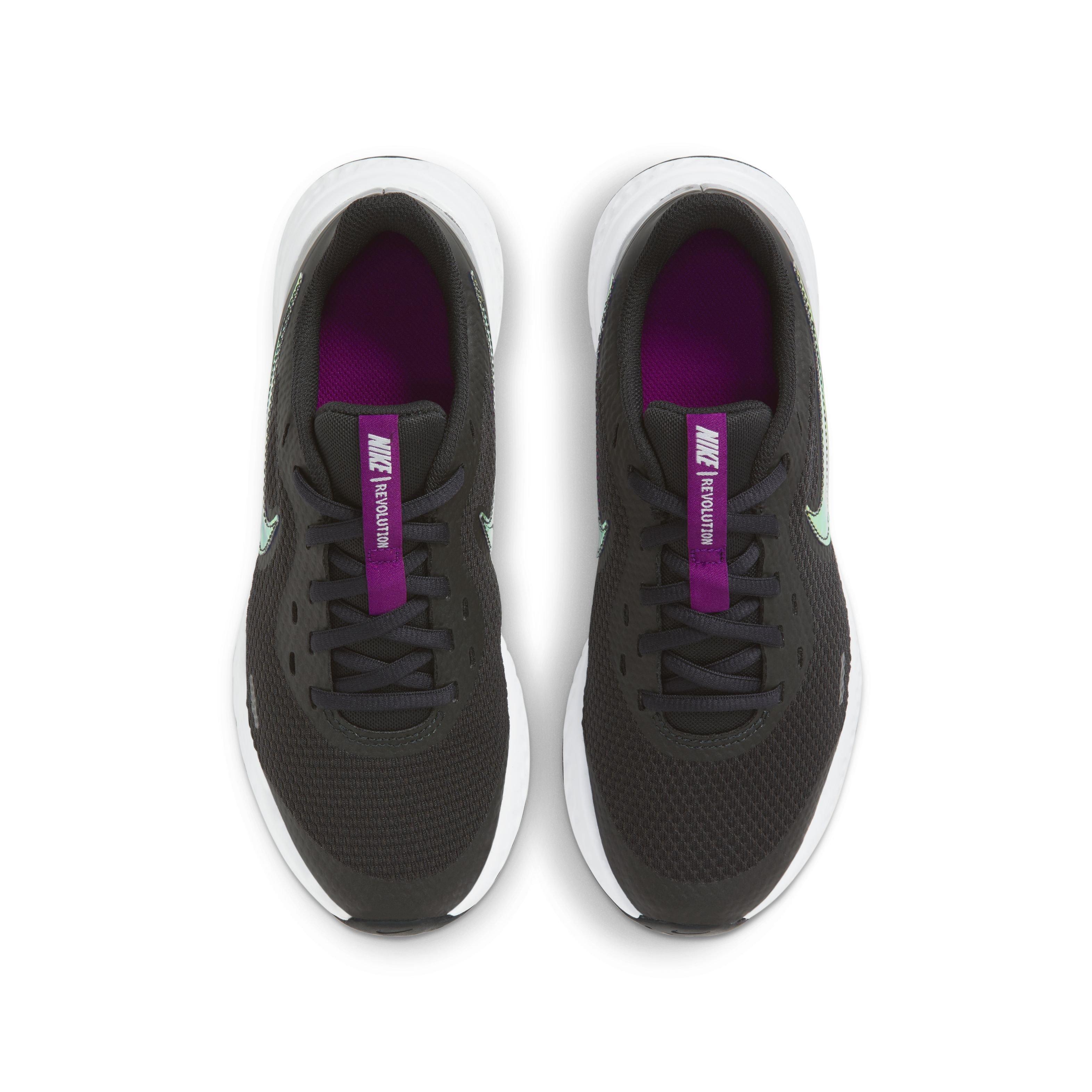 Nike Revolution 5 Power "Black" Grade School Boys' Running Shoe - BLACK Thumbnail View 4