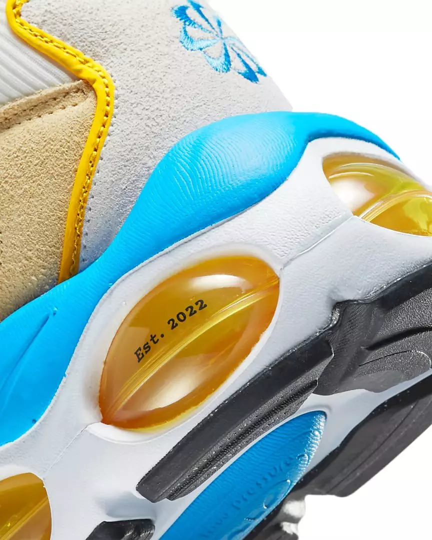 Nike Air Max TW SE "Summit White/Sesame/Light Photo Blue/Safety Orange" Men's Shoe - WHITE/SESAME/LT BLUE/ORANGE