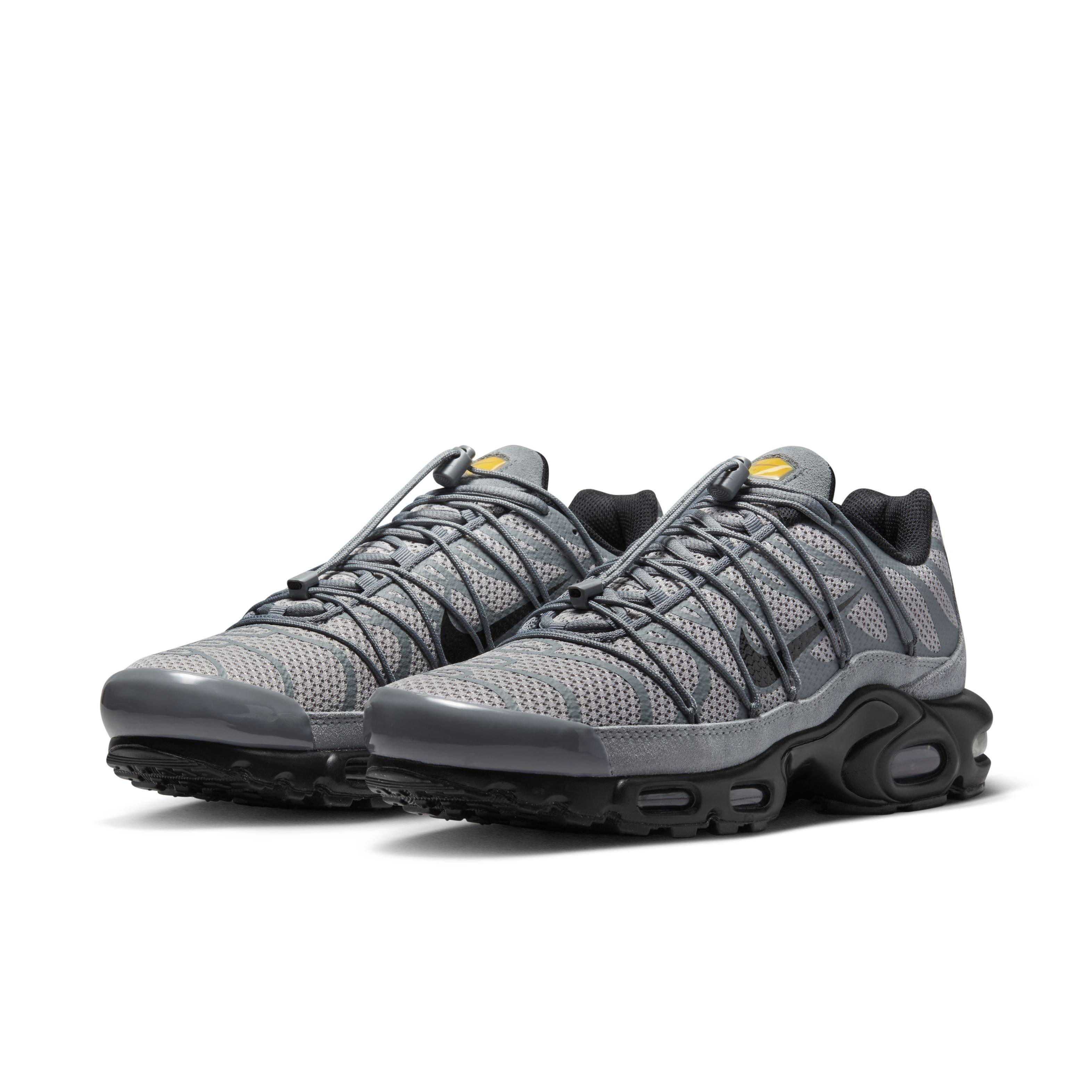 Nike Air Max Plus Utility "Wolf Grey/Black/Cool Grey/Varsity Maize" Men's Shoe - GREY/BLACK/GREY/MAIZE Thumbnail View 3