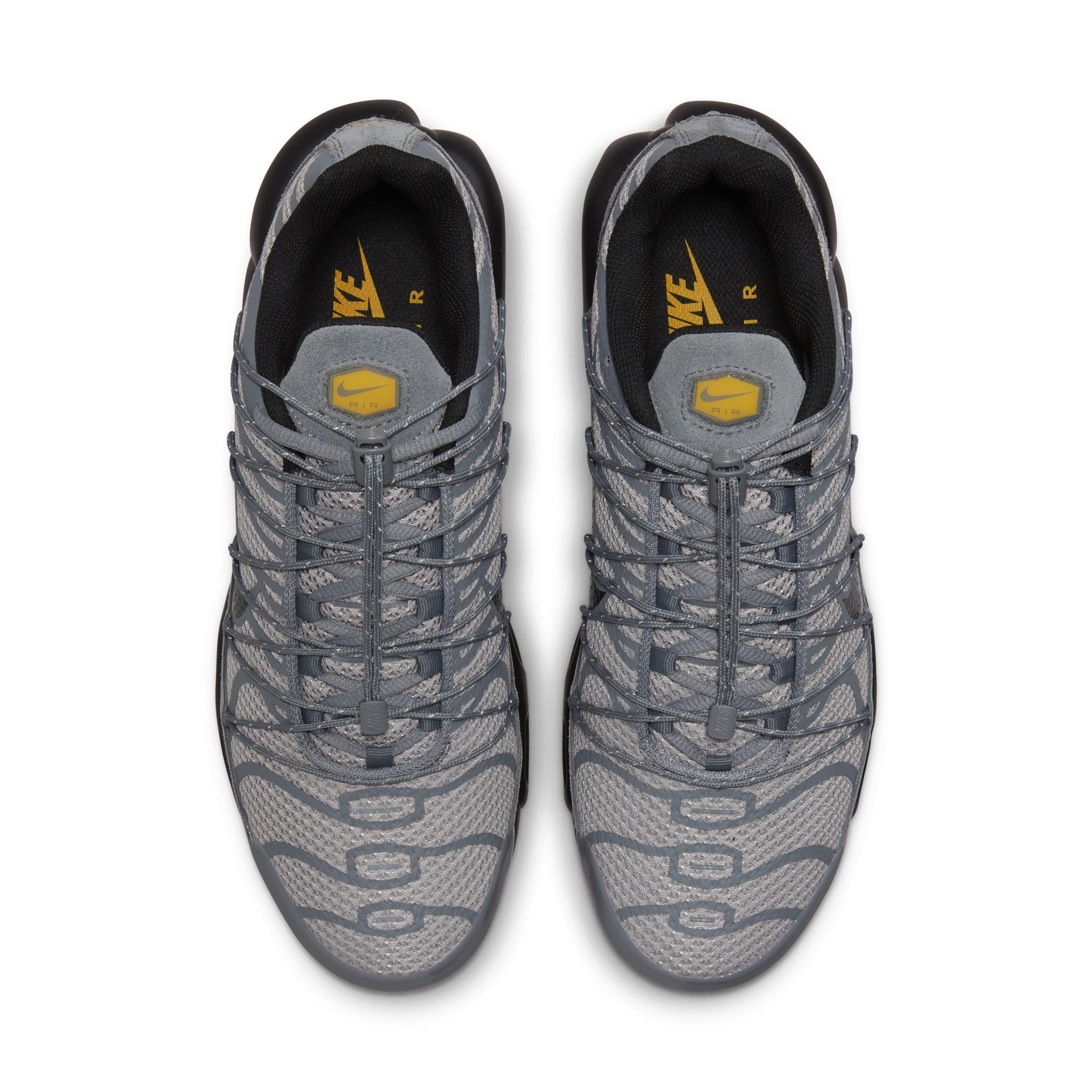 Nike Air Max Plus Utility "Wolf Grey/Black/Cool Grey/Varsity Maize" Men's Shoe - GREY/BLACK/GREY/MAIZE Thumbnail View 4