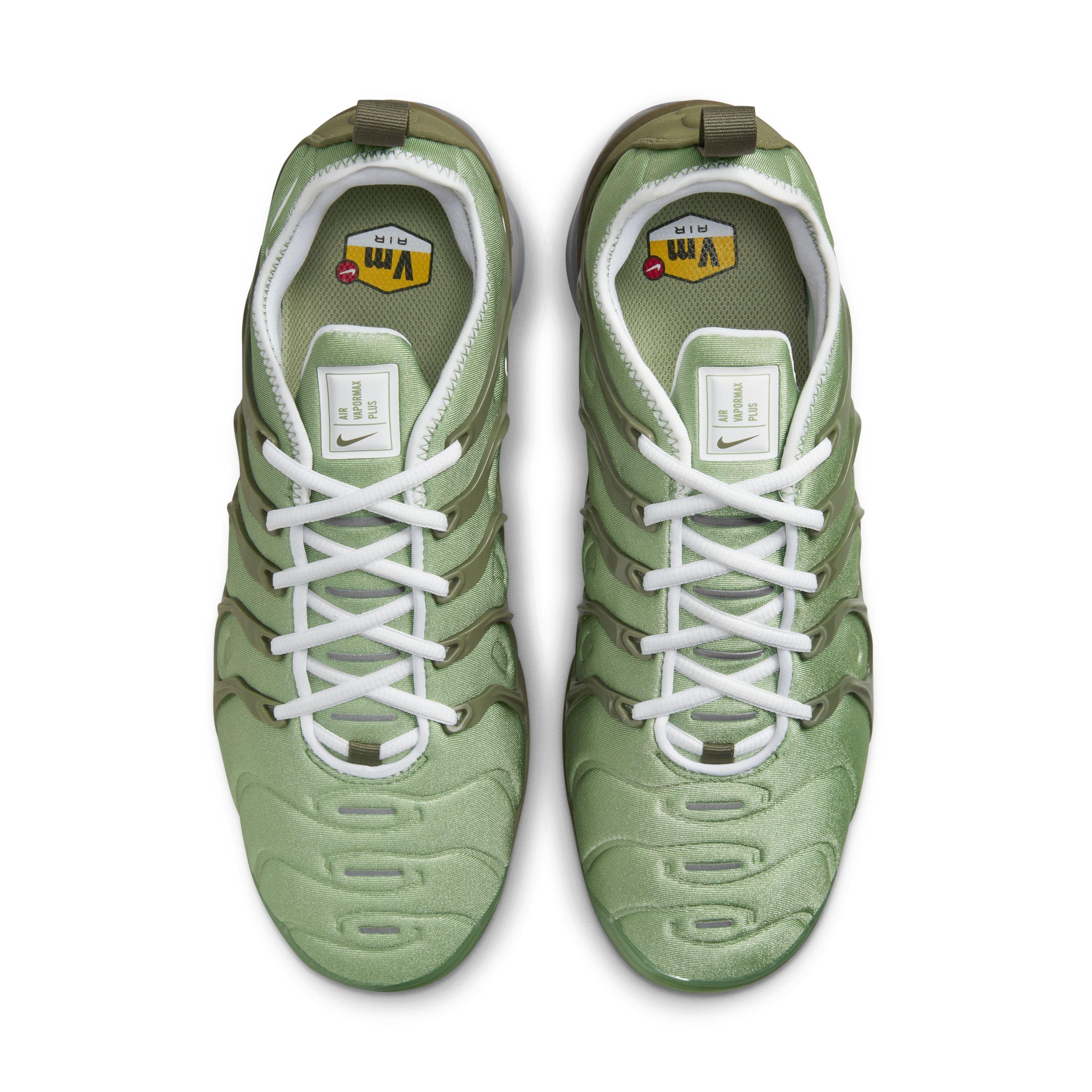 Nike Air VaporMax Plus "Oil Green/White/Medium Olive" Men's Shoe - GREEN/WHITE/MD OLIVE Thumbnail View 4