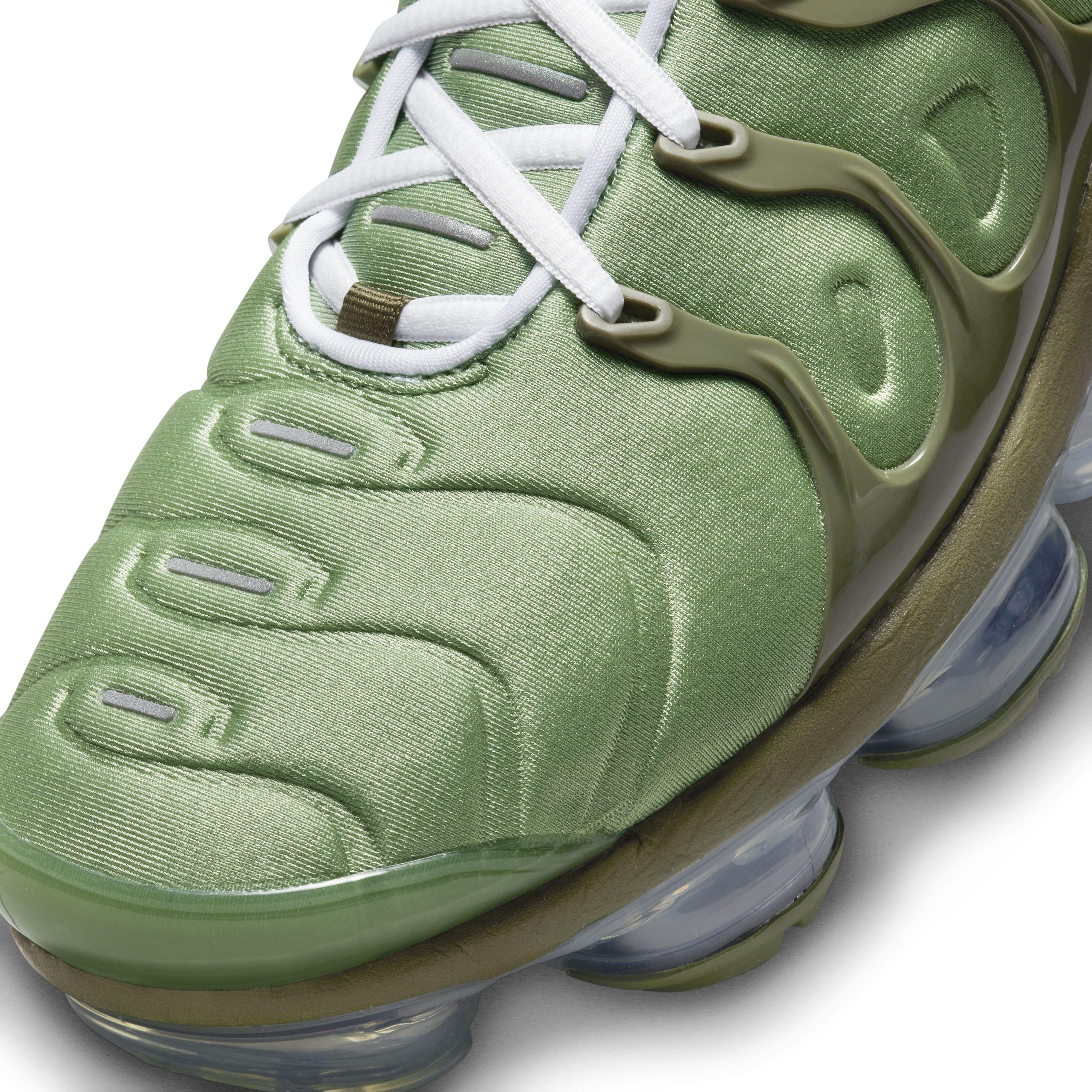 Nike Air VaporMax Plus "Oil Green/White/Medium Olive" Men's Shoe - GREEN/WHITE/MD OLIVE Thumbnail View 7