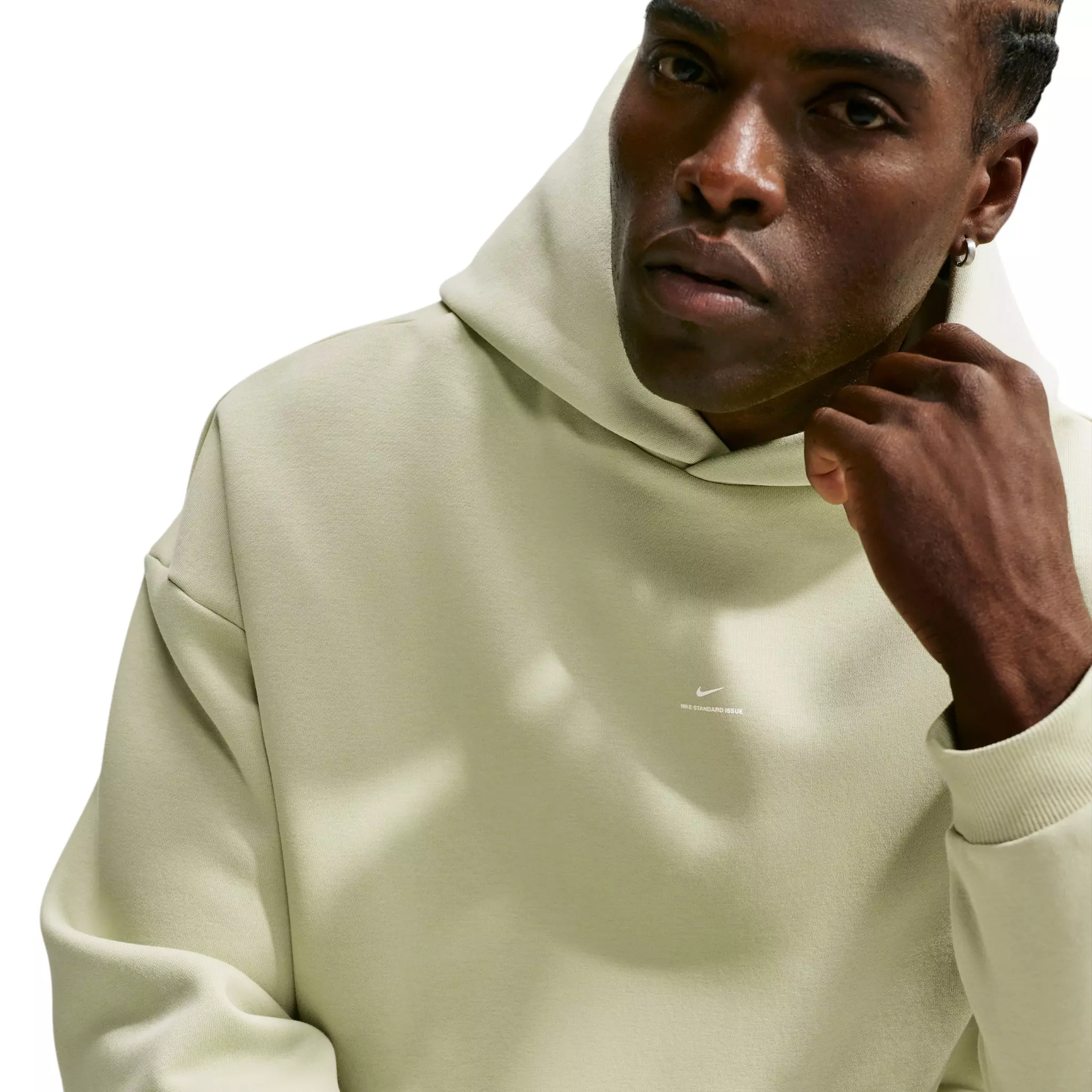 Nike Men's Standard Issue Therma-FIT Brushed Basketball Pullover Hoodie - Olive Green - OLIVE GREEN