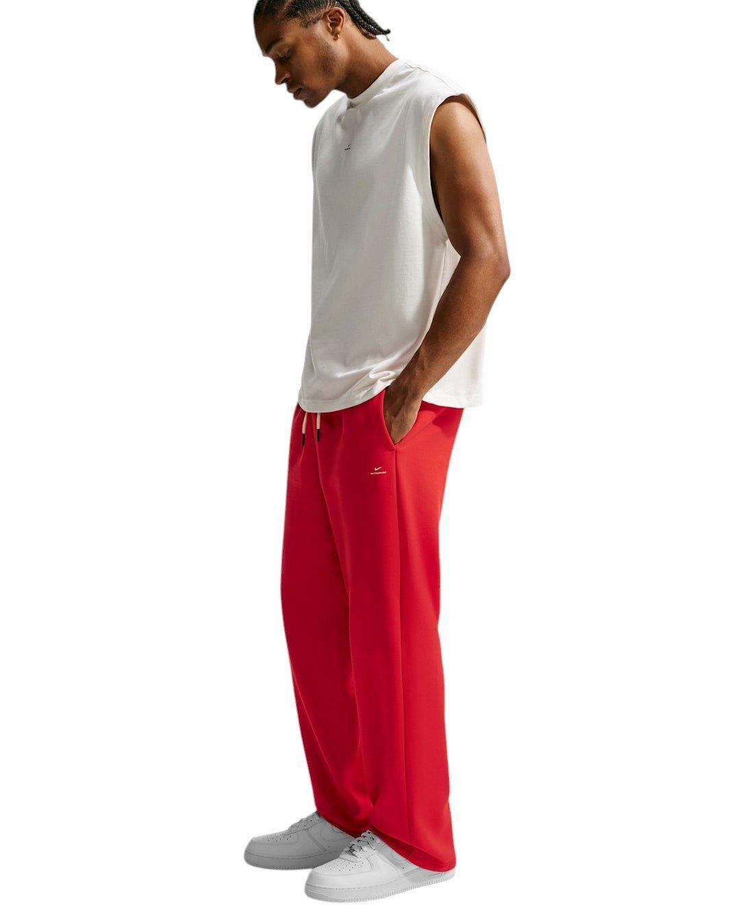 Nike Men's Standard Issue Therma-FIT Brushed Open-Hem Basketball Pants - Red - RED