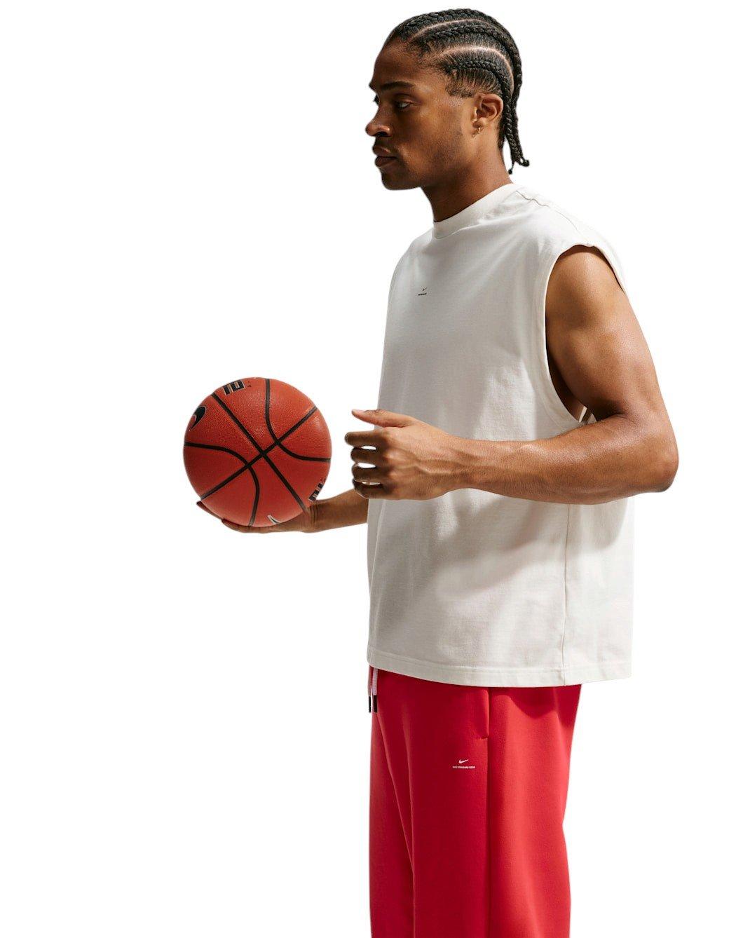 Nike Men's Standard Issue Therma-FIT Brushed Open-Hem Basketball Pants - Red - RED