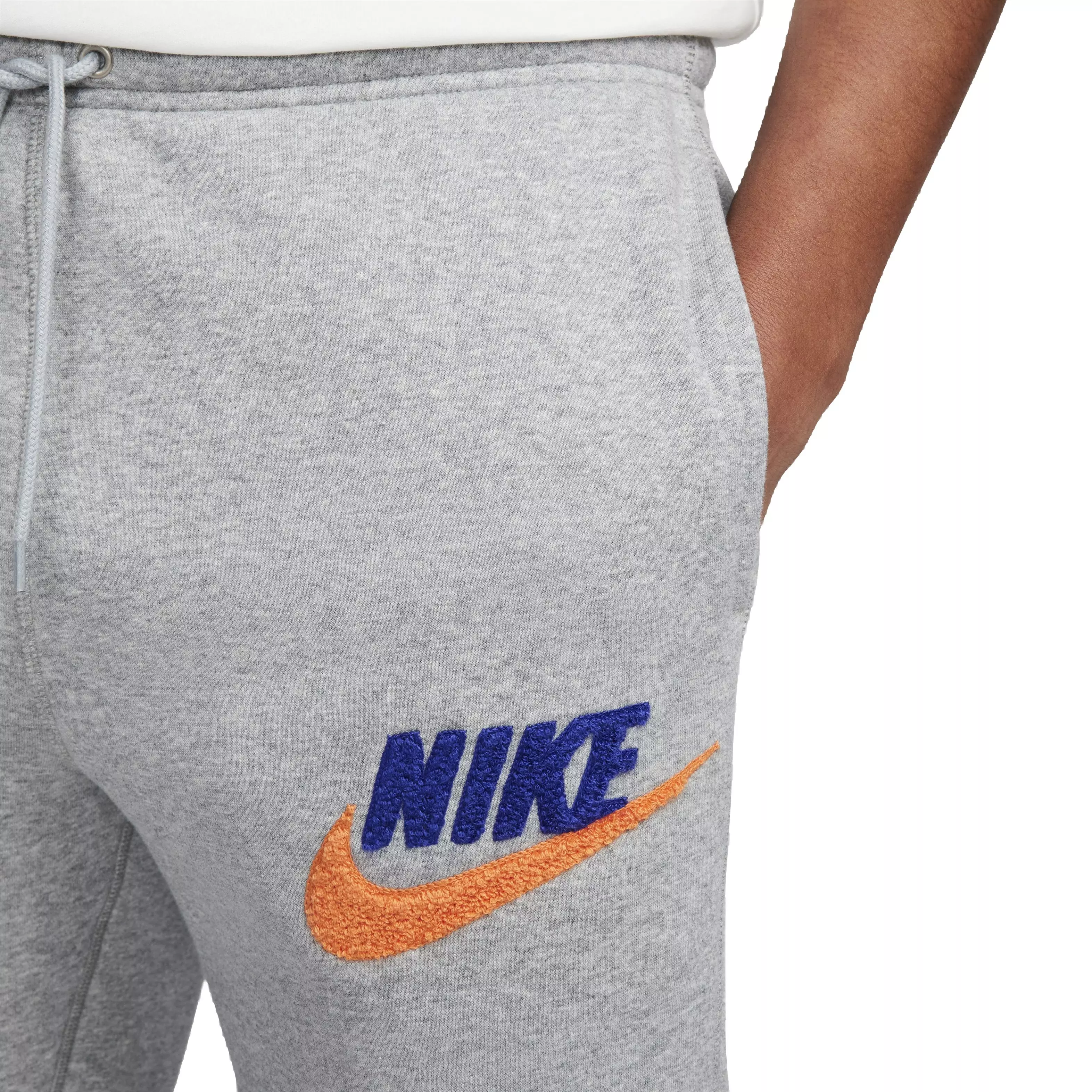 Nike Men's Club Fleece Joggers - DK GREY