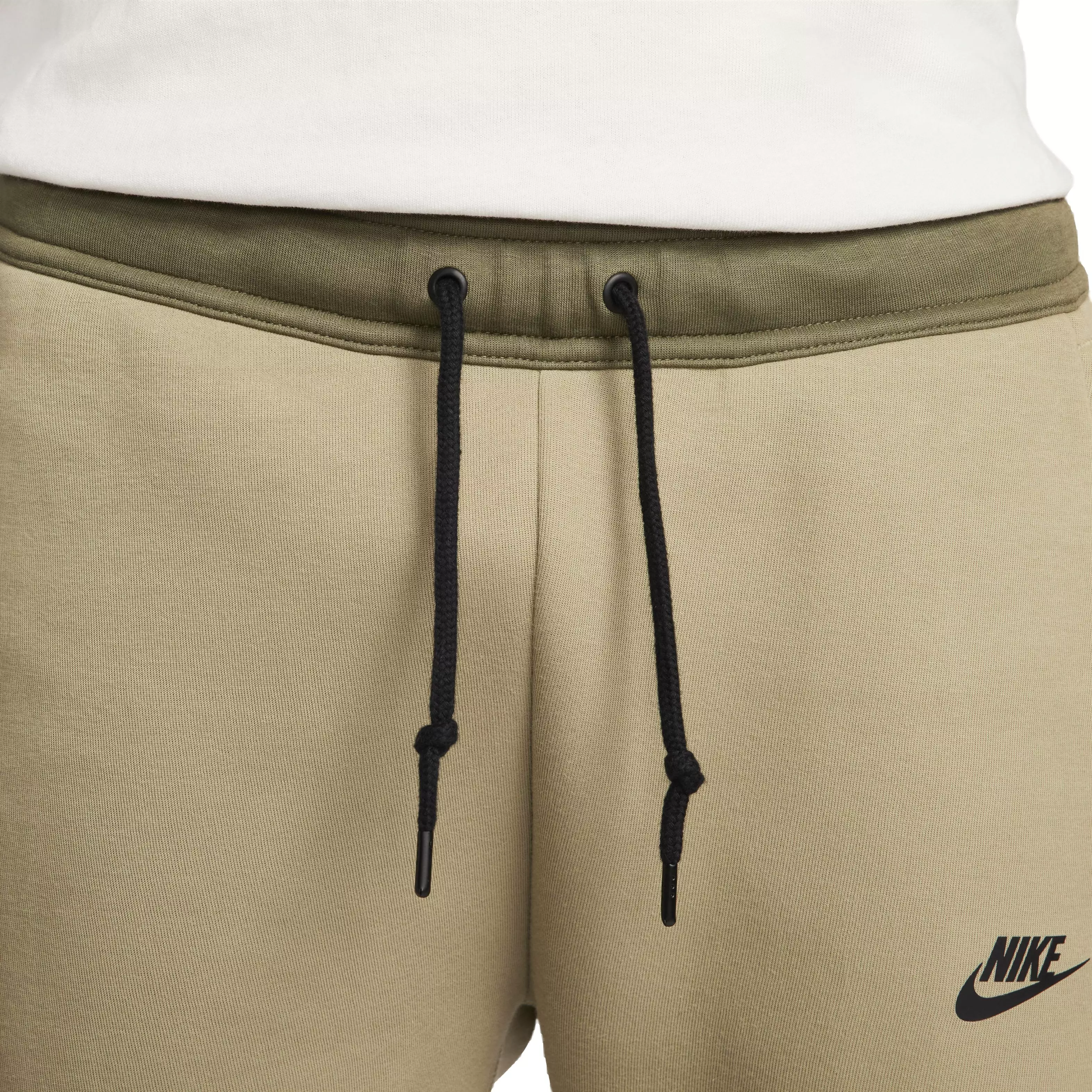 Nike Men's Sportswear Tech Fleece Joggers - BROWN