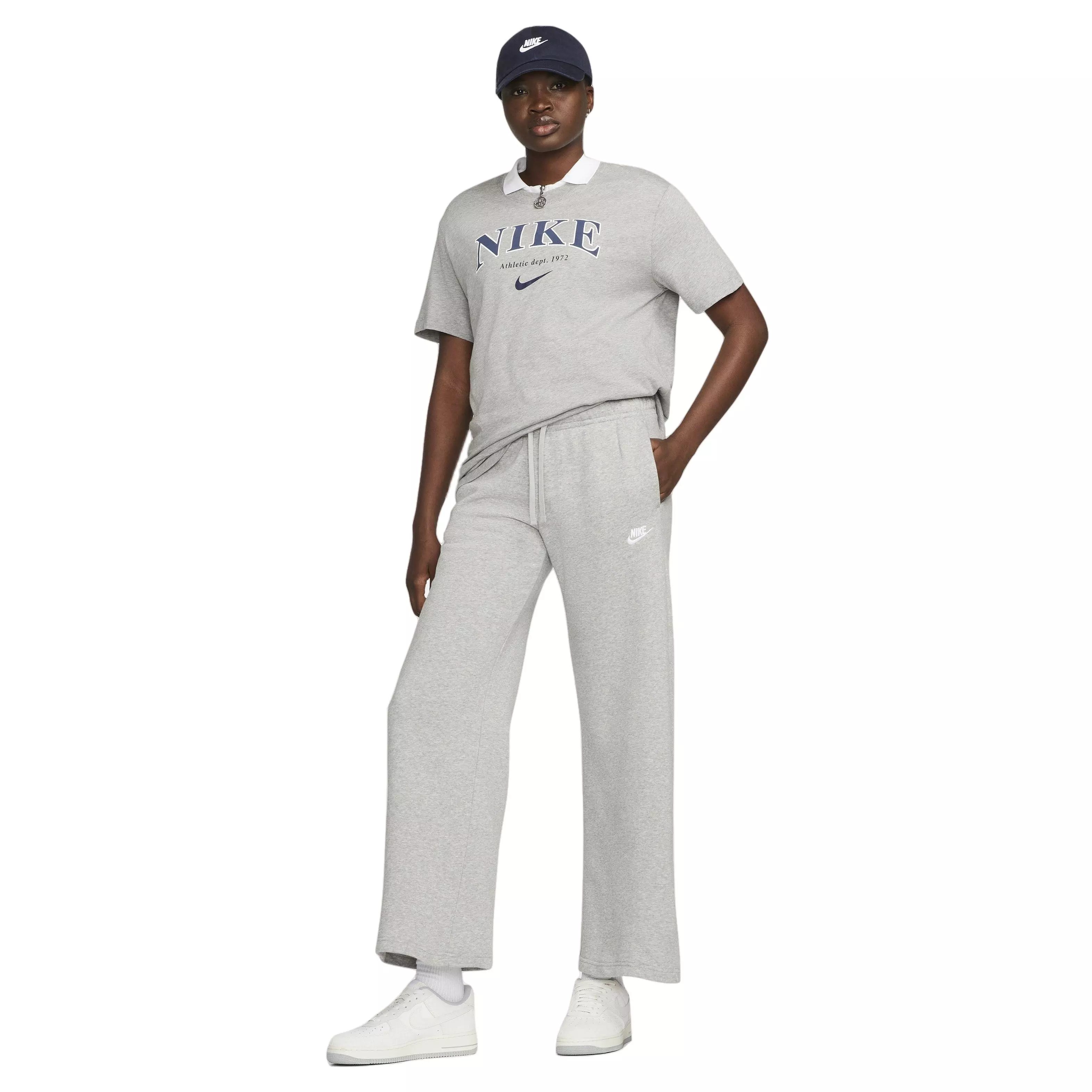 Nike Women's Club Fleece Wide-Leg Mid-Rise Sweatpant - GREY