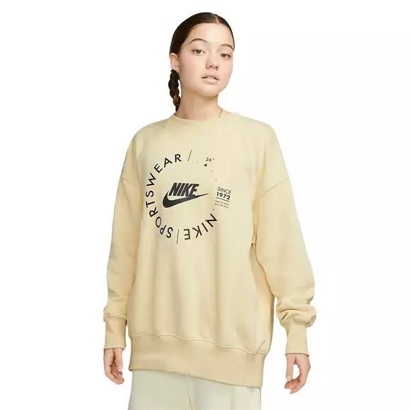Entreprenør virksomhed bagage Nike Women's Sportswear​ Fleece Oversized Printed Sports Utility​ Crew-Neck  Sweatshirt - Hibbett | City Gear