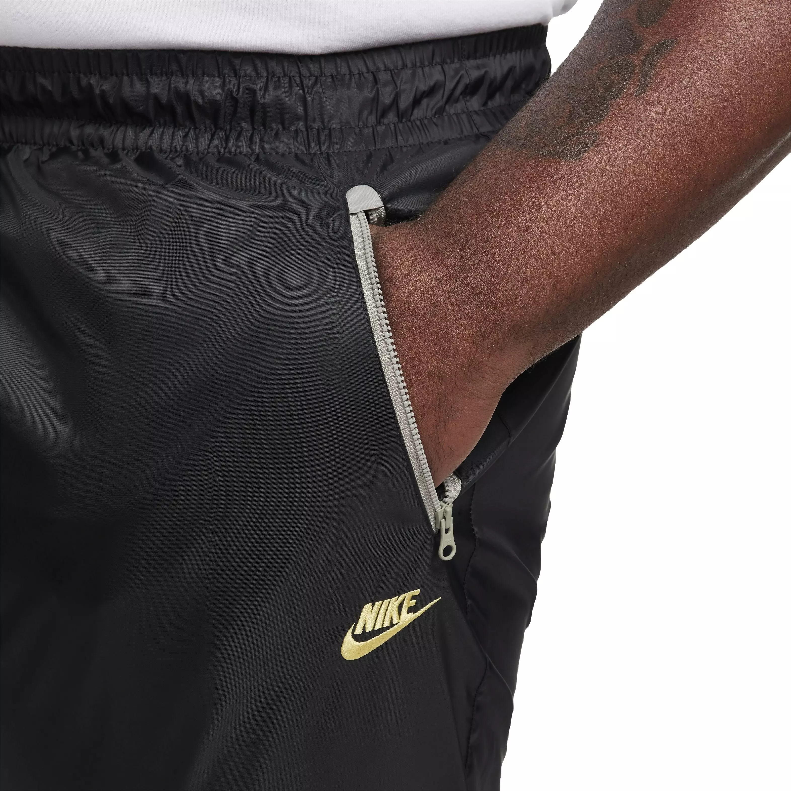 Nike Men's Windrunner Woven Lined Pants - Black - BLACK
