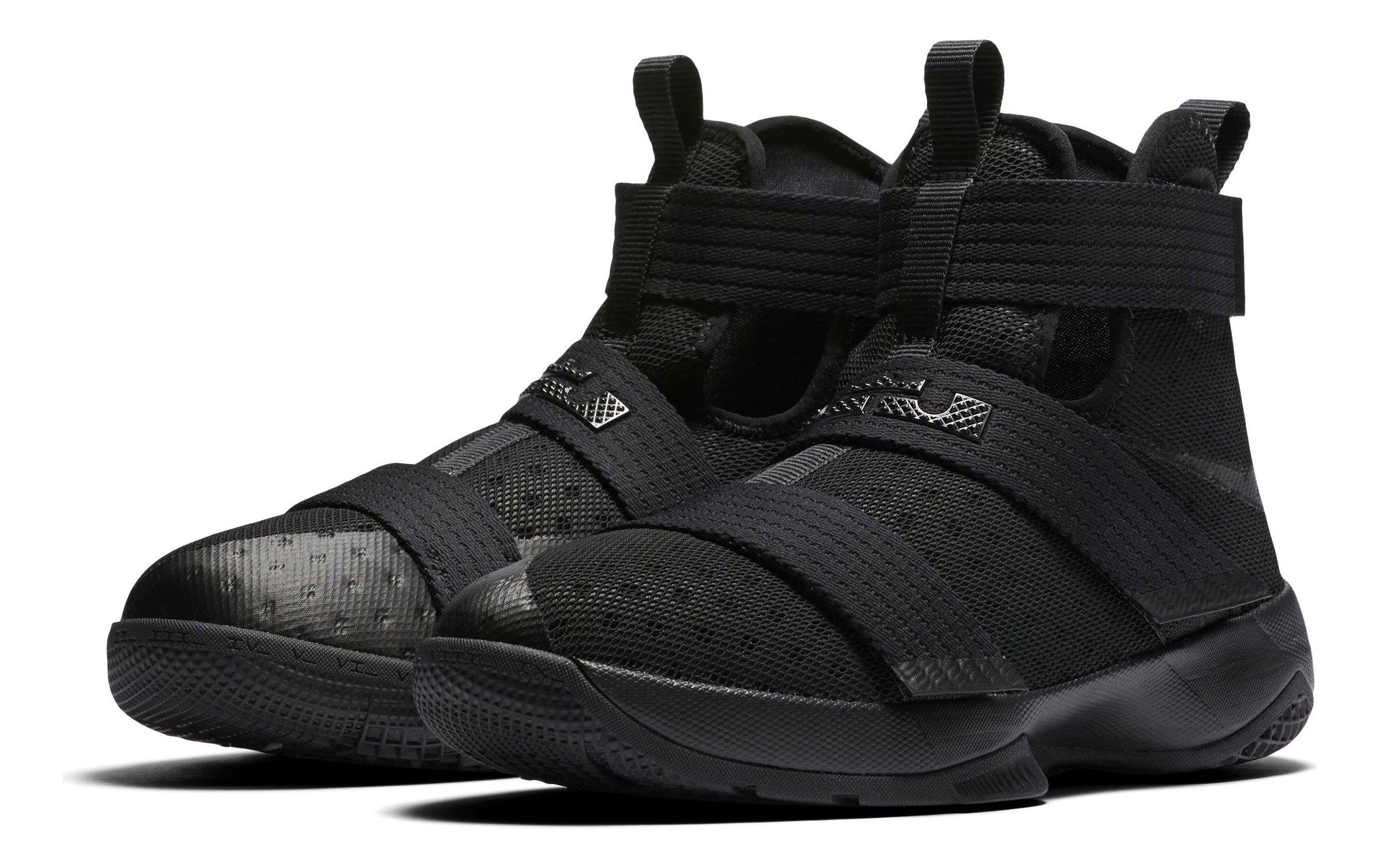 lebron soldier 10 grade school