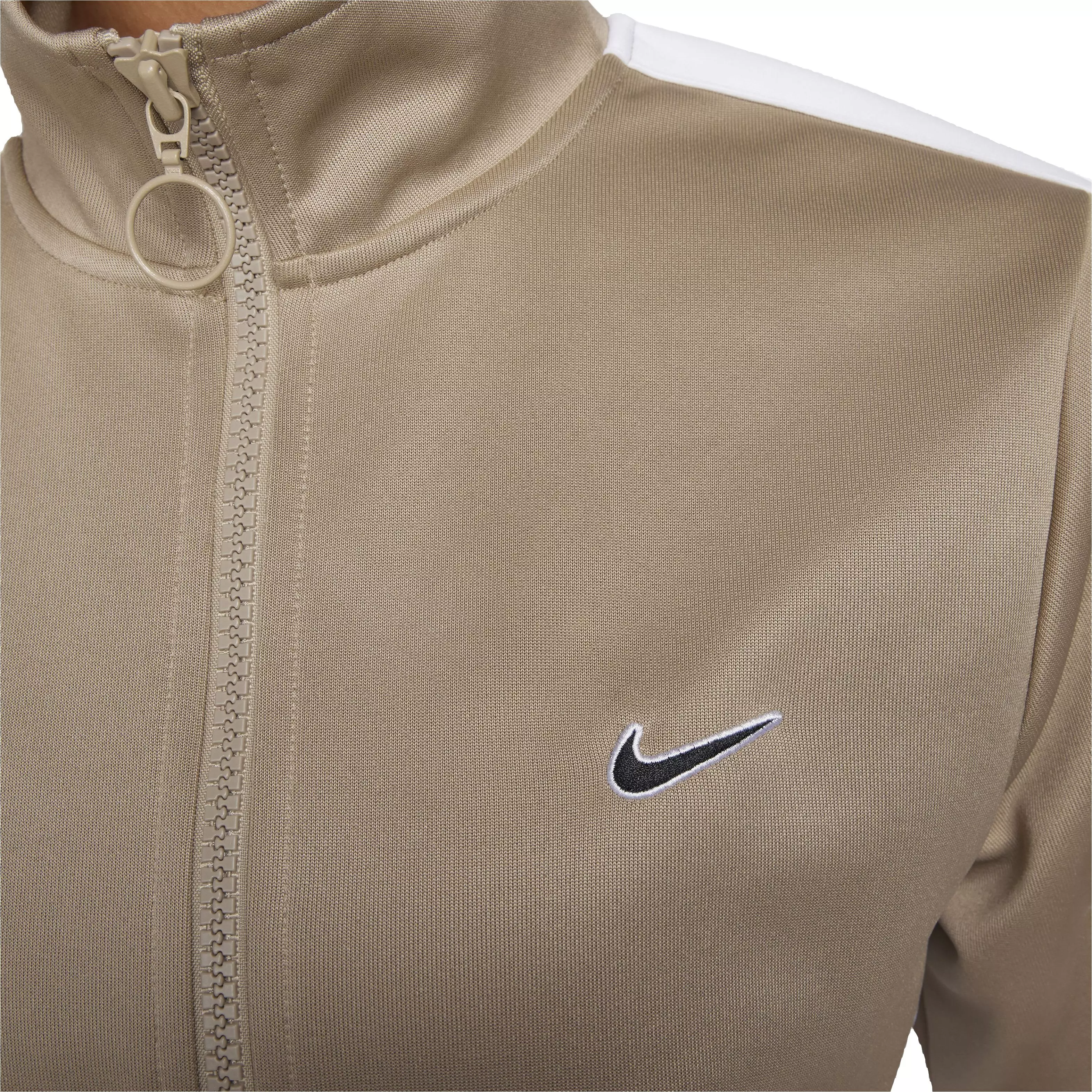 Nike Women's Sportswear Jacket - BROWN