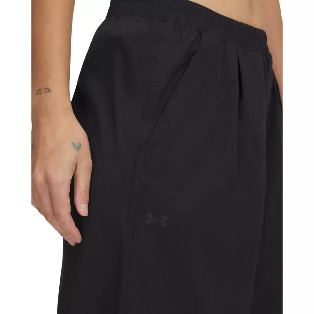 Under Armour Women's UA Unstoppable Woven Parachute Pants - Black - BLACK