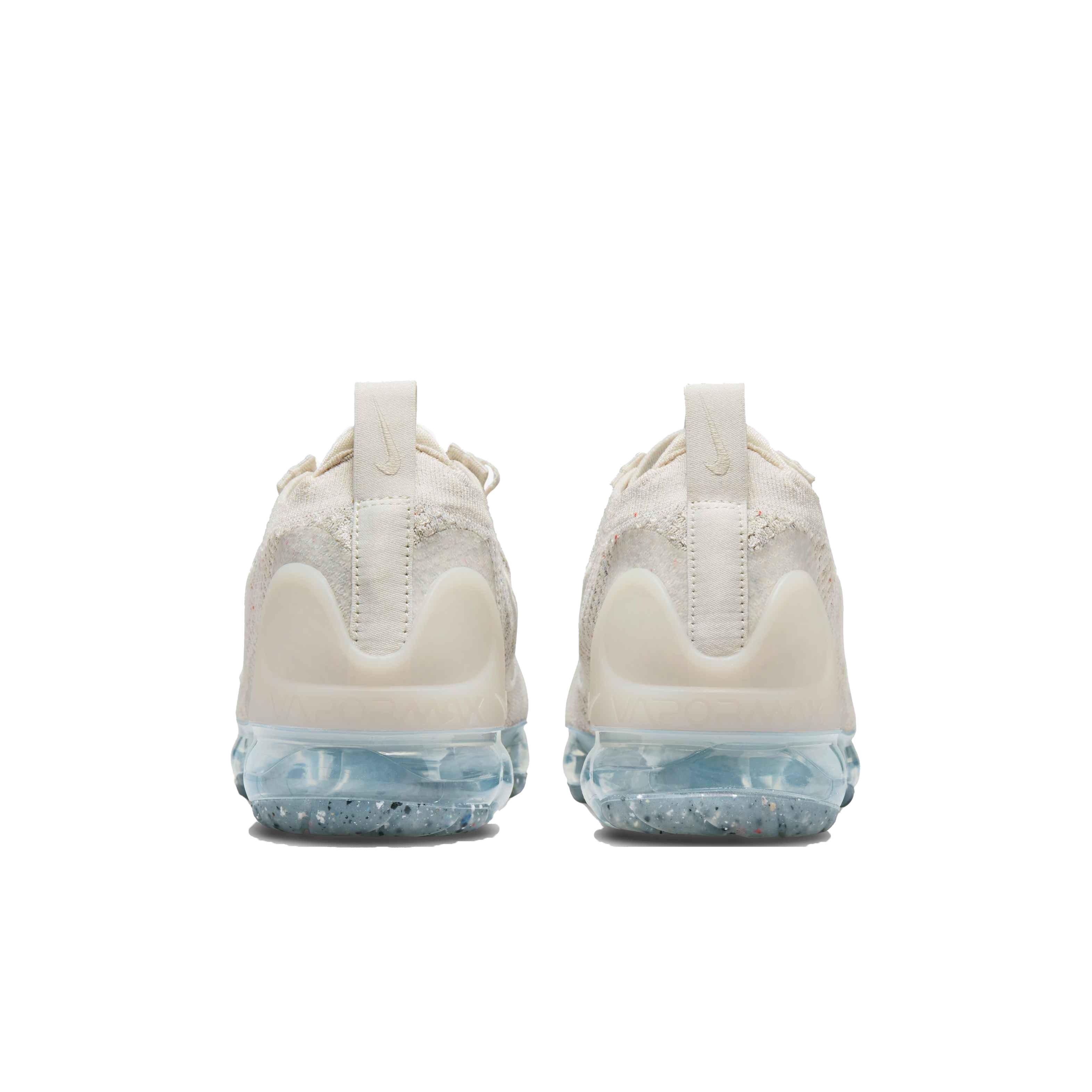 Nike Air VaporMax 2021 Flyknit "Phantom/Phantom/Summit White" Women's Shoe - GREY Thumbnail View 5