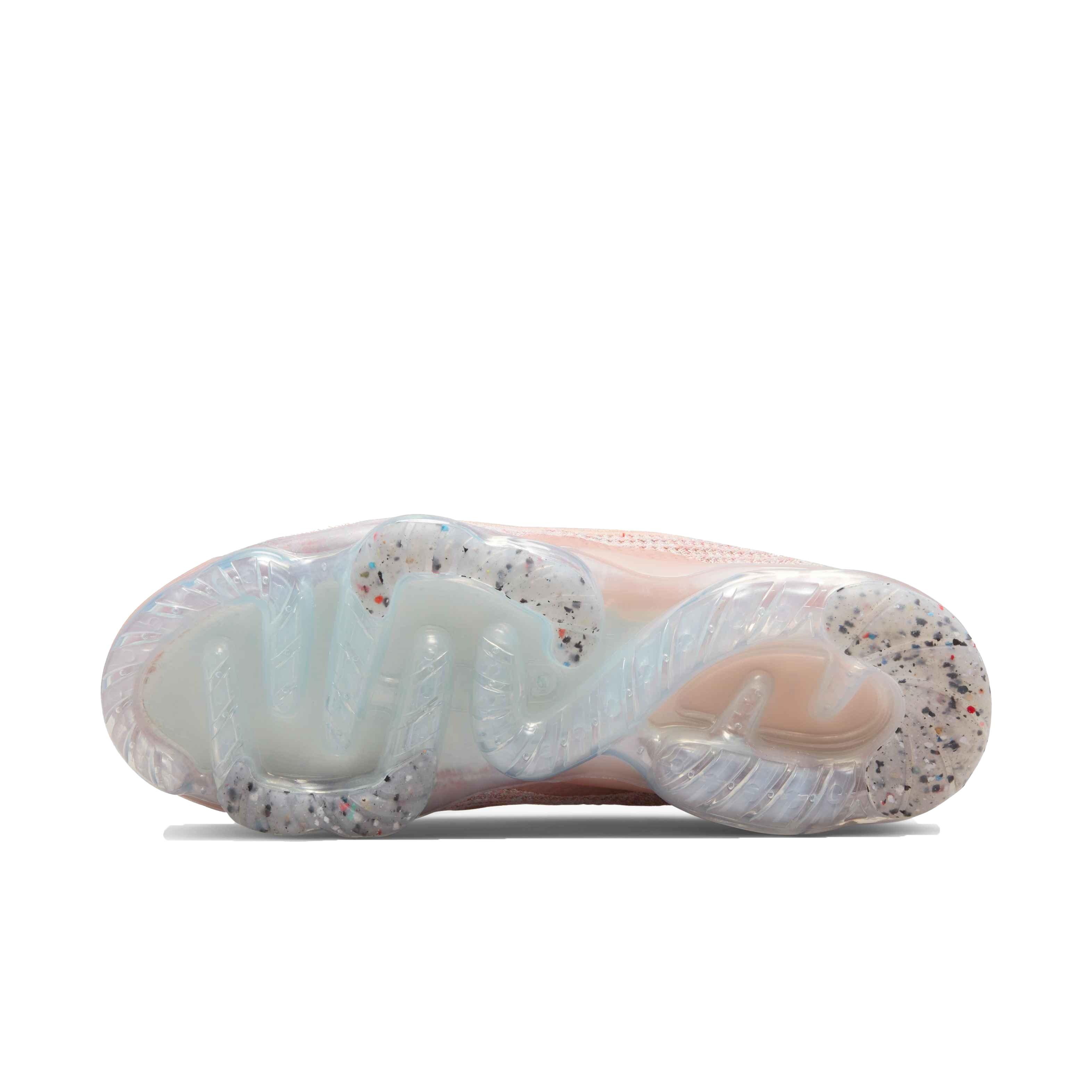 Nike Air VaporMax 2021 Flyknit "Pink Oxford/Pink Oxford/Rose Whisper" Women's Shoe - PINK Thumbnail View 6