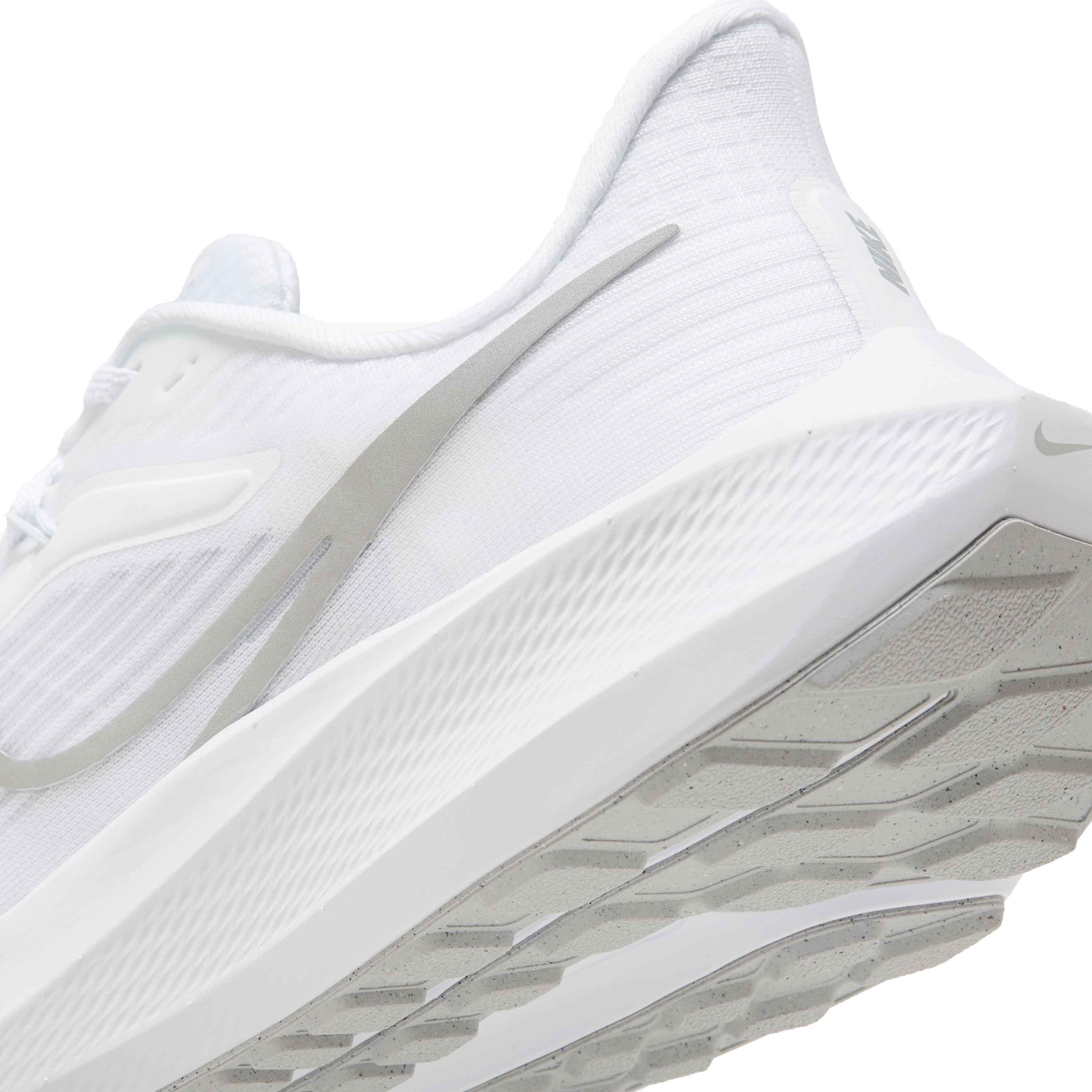 Nike Pegasus 39 "White/Metallic Silver/Pure Platinum" Women's Running Shoe - WHITE Thumbnail View 8