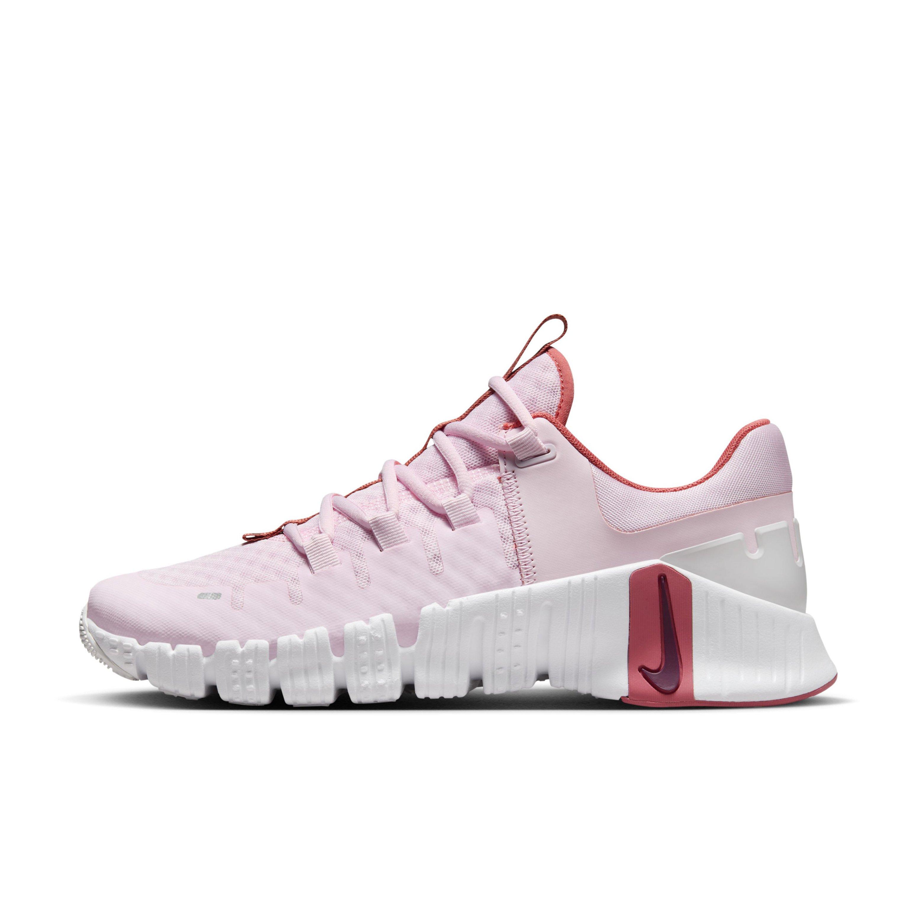 Women's metcon 5 rose hot sale gold