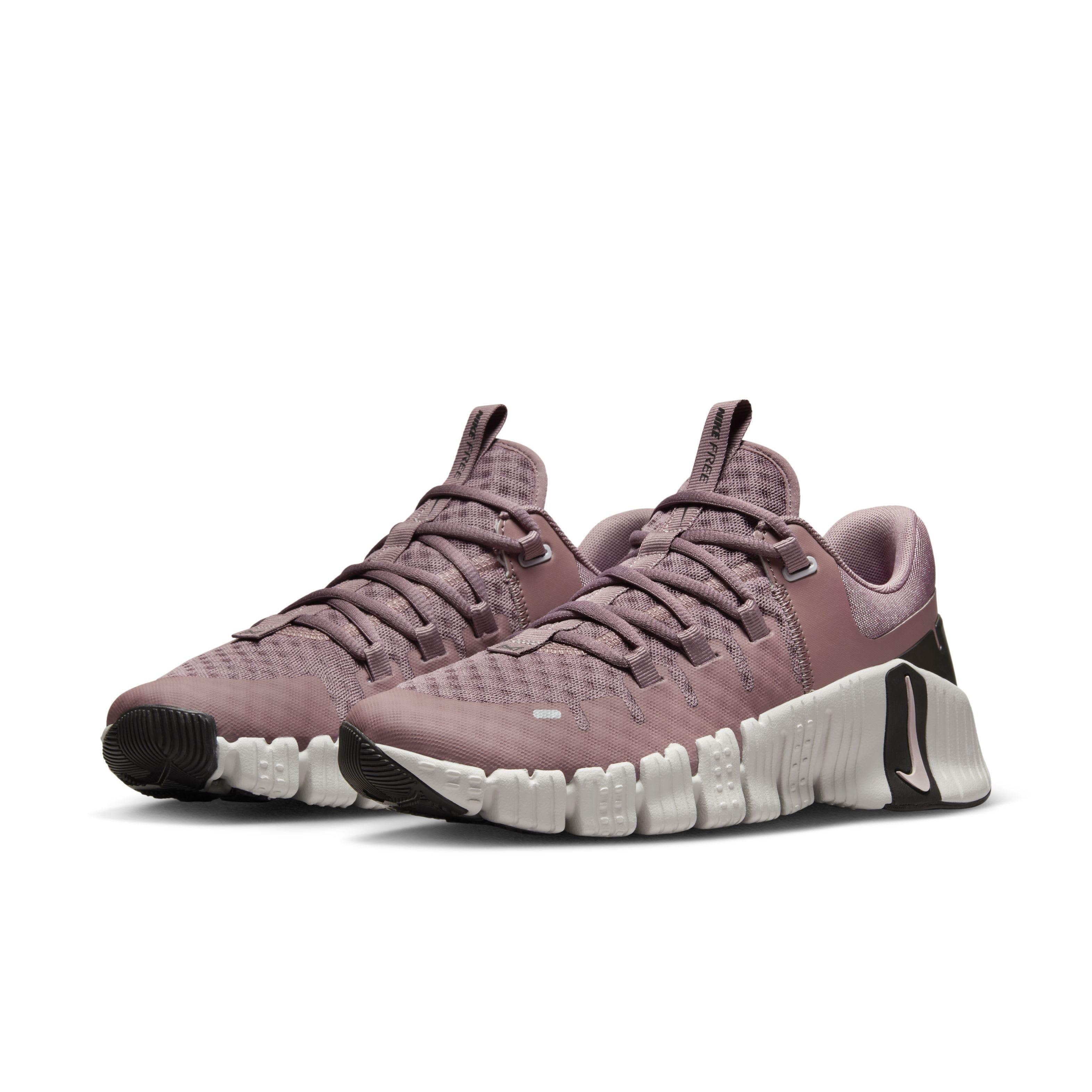 Nike Free Metcon 5 "Smokey Mauve/Light Bone/Velvet Brown/Platinum Violet" Women's Training Shoe - MAUVE/LT BONE/BROWN/VIOLET Thumbnail View 3