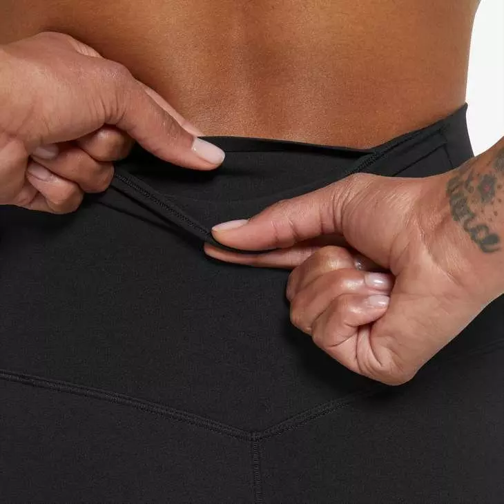 Nike Women's Dri-FIT Gentle-Support High-Waisted Leggings - BLACK