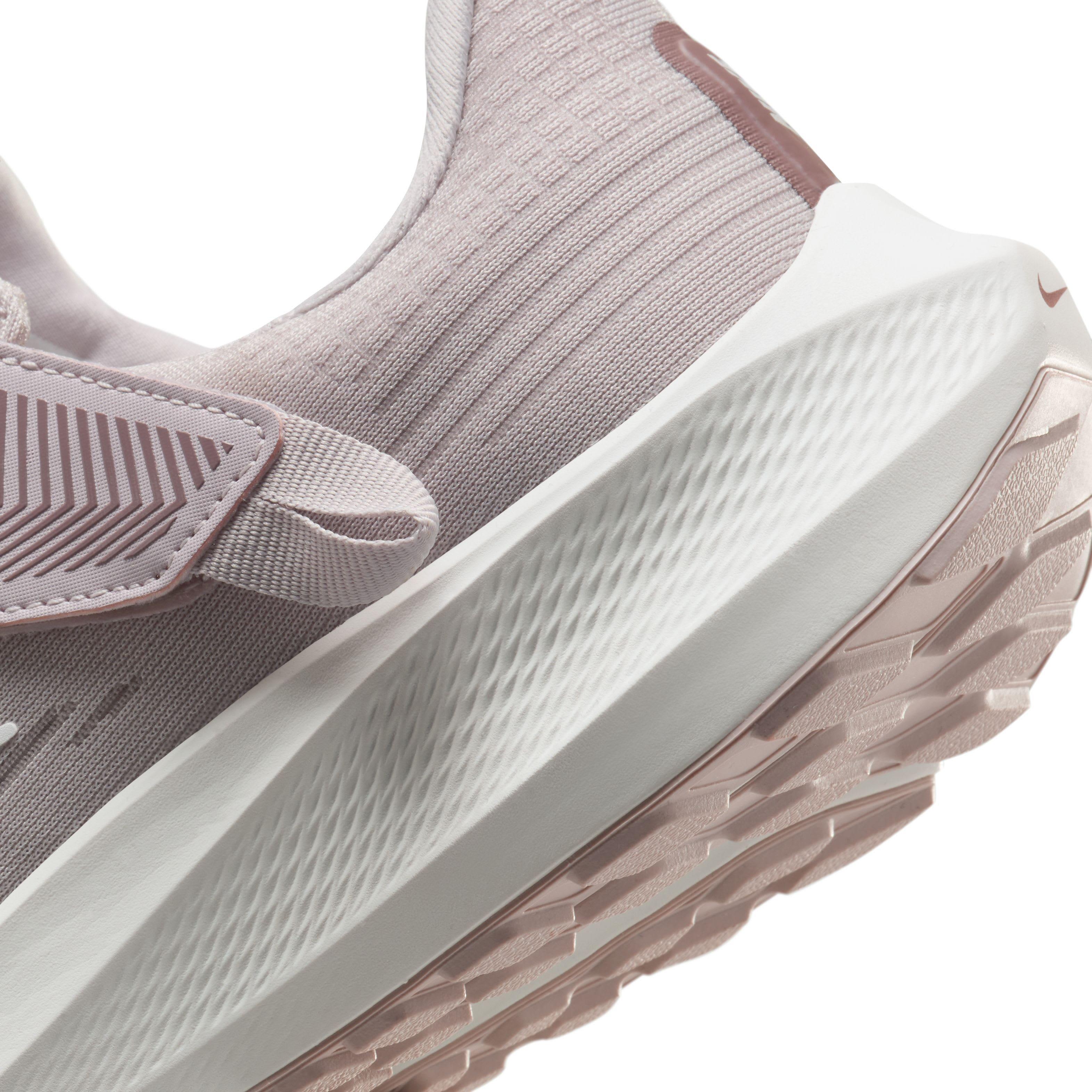 Nike Pegasus FlyEase "Platinum Violet/Smokey Mauve/Saturn Gold/Summit White" Women's Running Shoe - VIOLET/MAUVE/GOLD/WHITE Thumbnail View 8