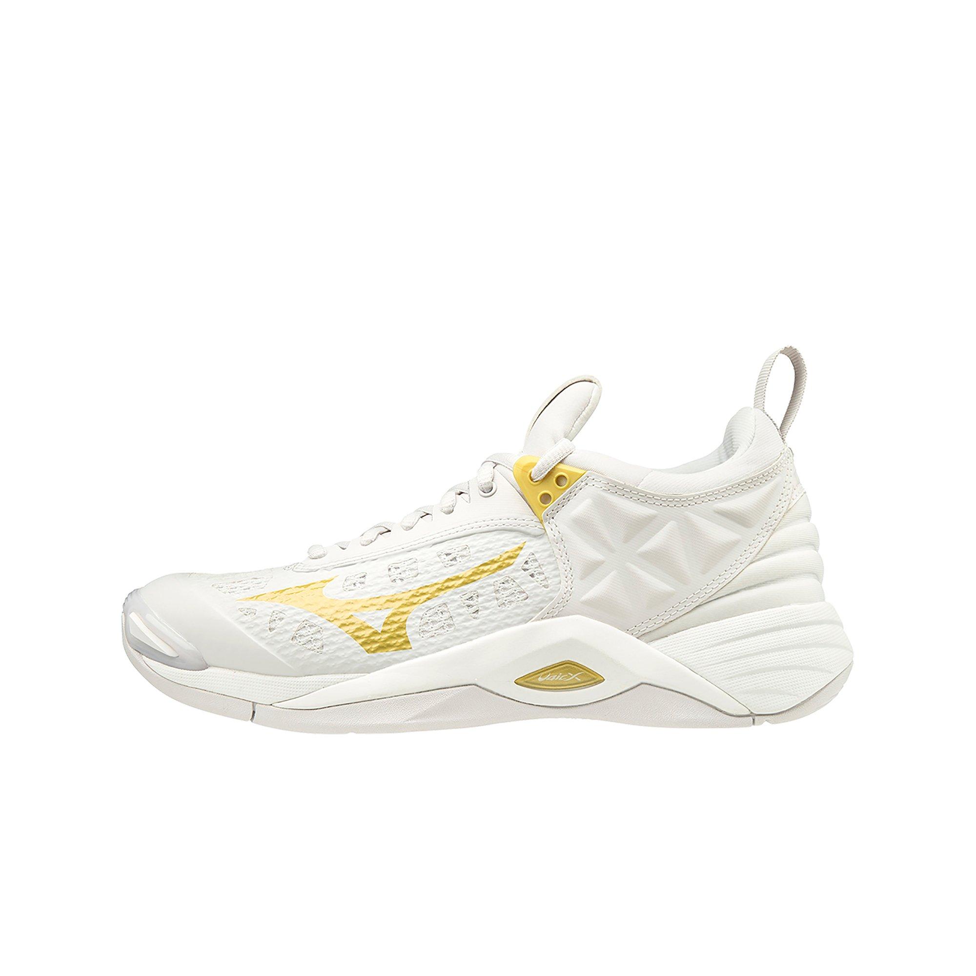 mizuno wave maverick gold