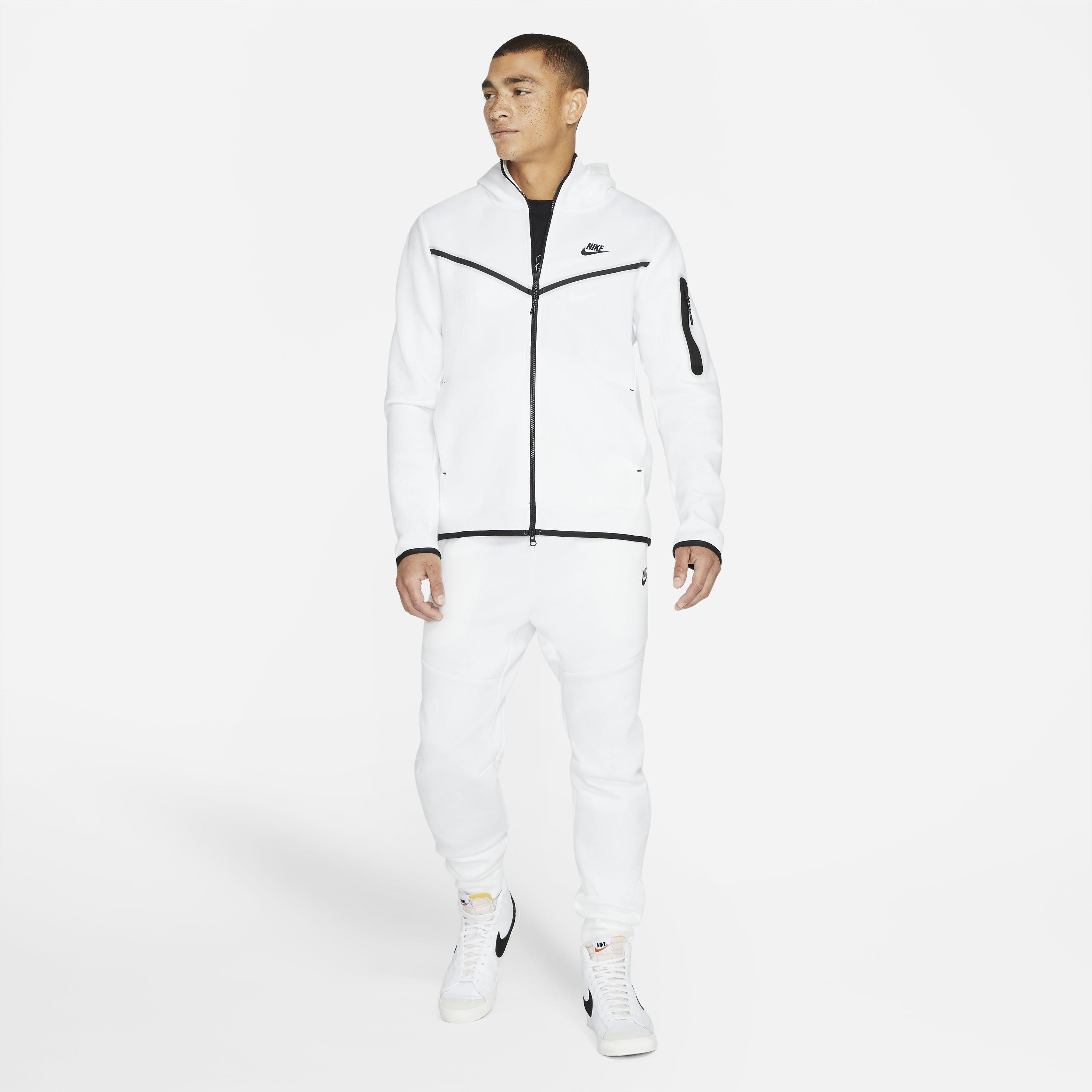 Nike Tech Fleece белая