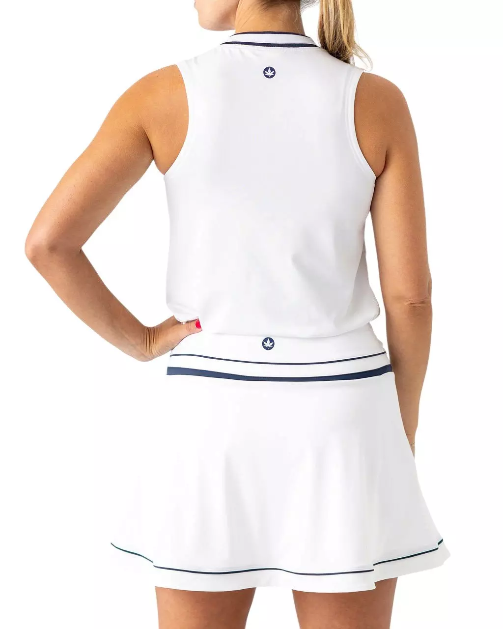 Boast Women's V-Neck Tank - White - WHITE