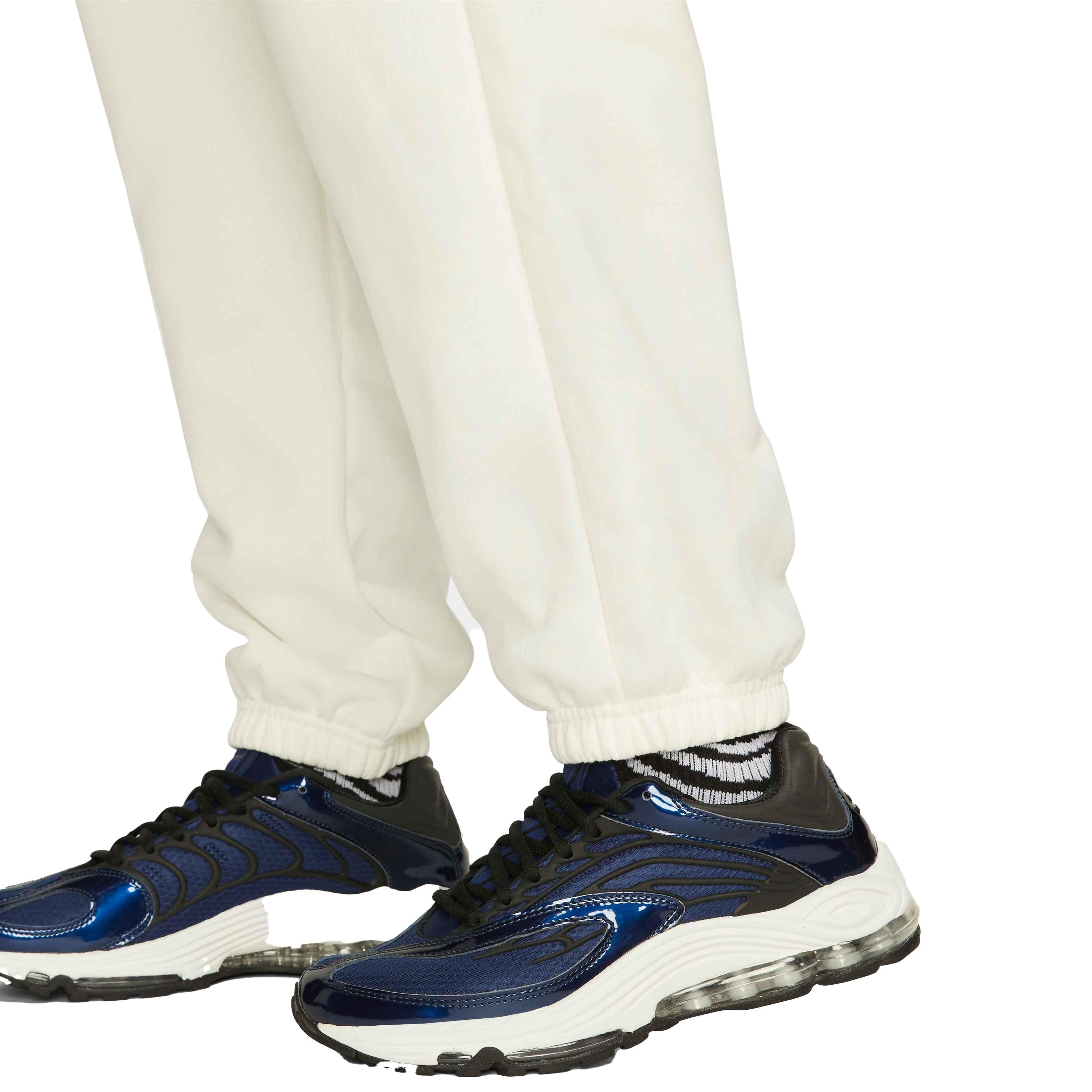 Nike Women's Sportswear Phoenix Fleece High-Waisted Oversized Sweatpants - BLACK Thumbnail View 4