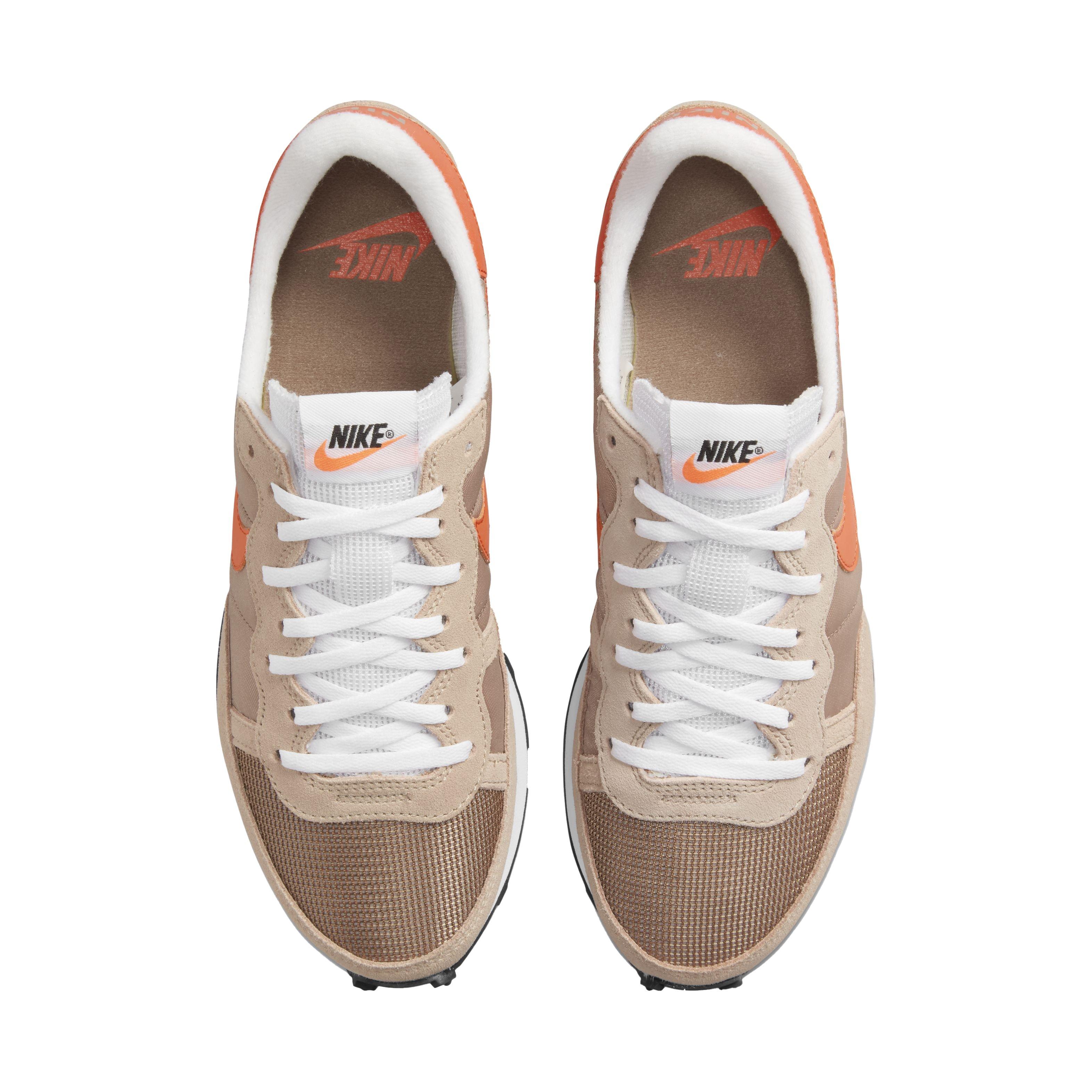 Nike Challenger OG "Dark Driftwood/Hemp/White/Orange" Men's Shoe - BROWN/ORANGE Thumbnail View 4