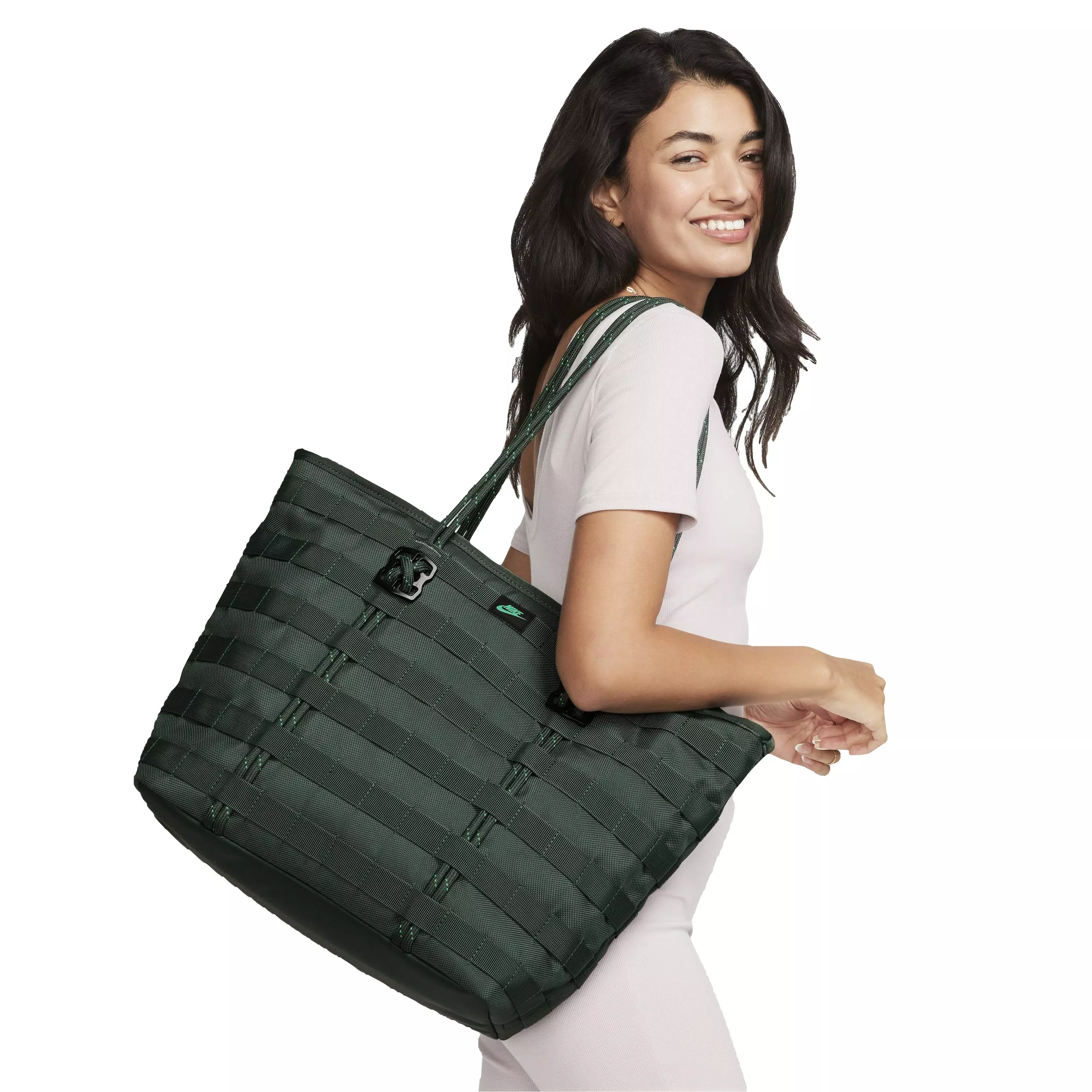 Nike Sportswear RPM Tote Bag (26L) - Green - GREEN