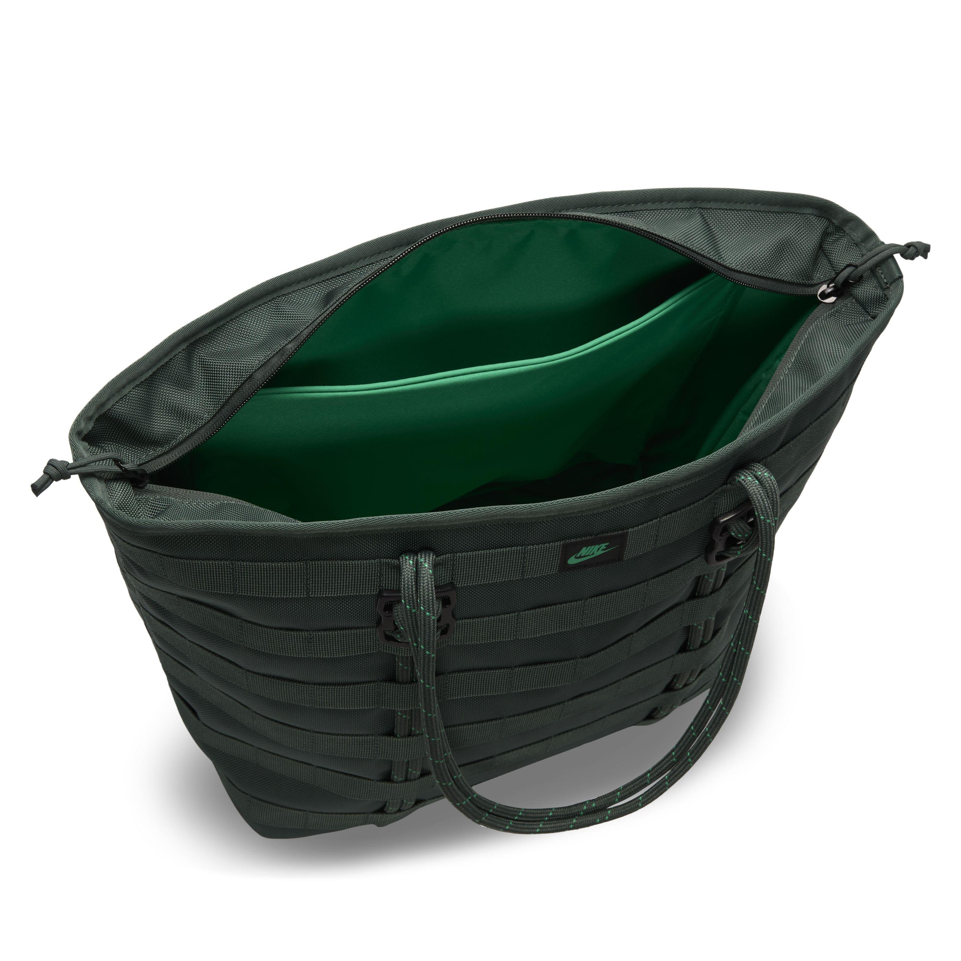 Nike Sportswear RPM Tote Bag (26L) - Green