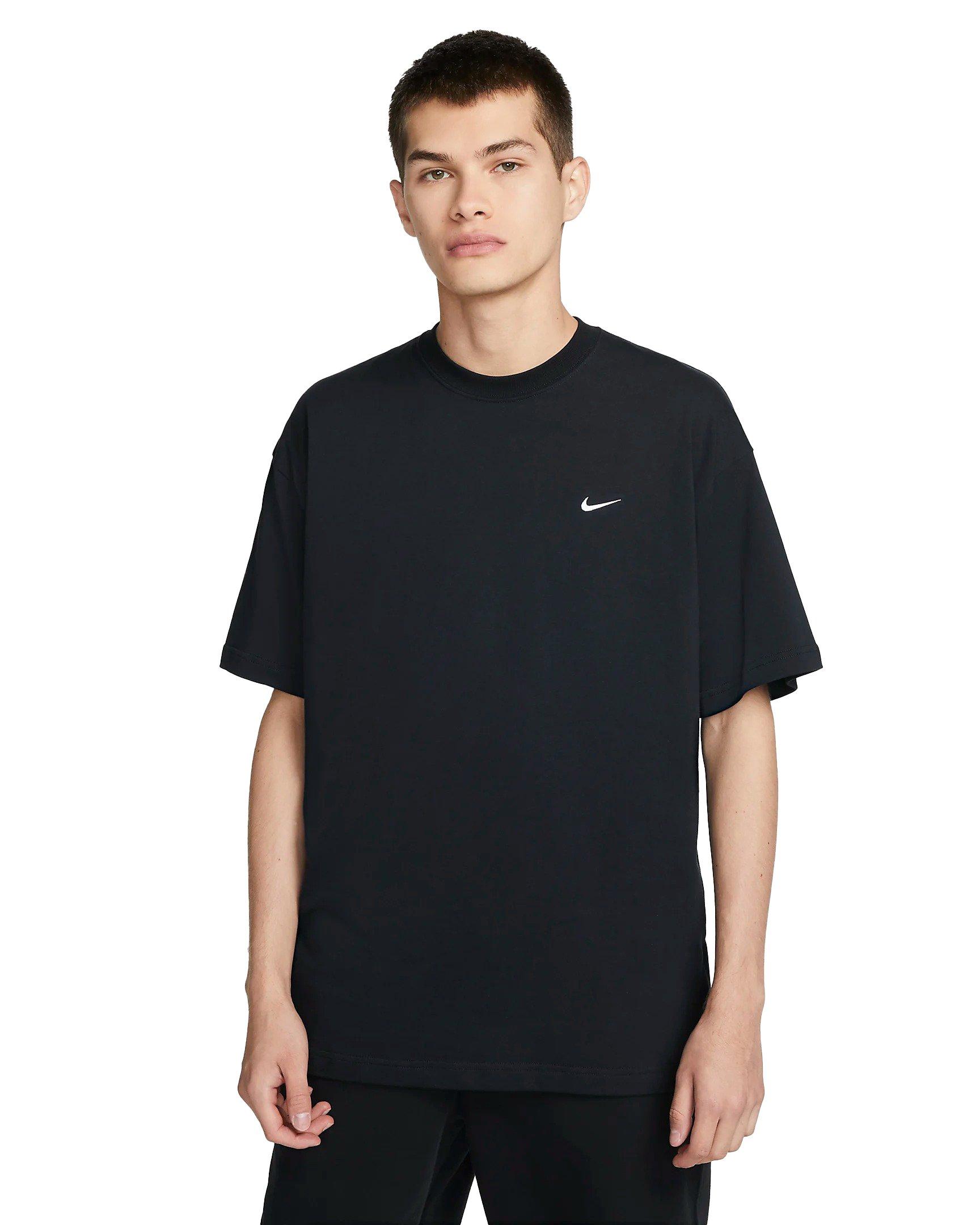 Nike small shop swoosh t shirt