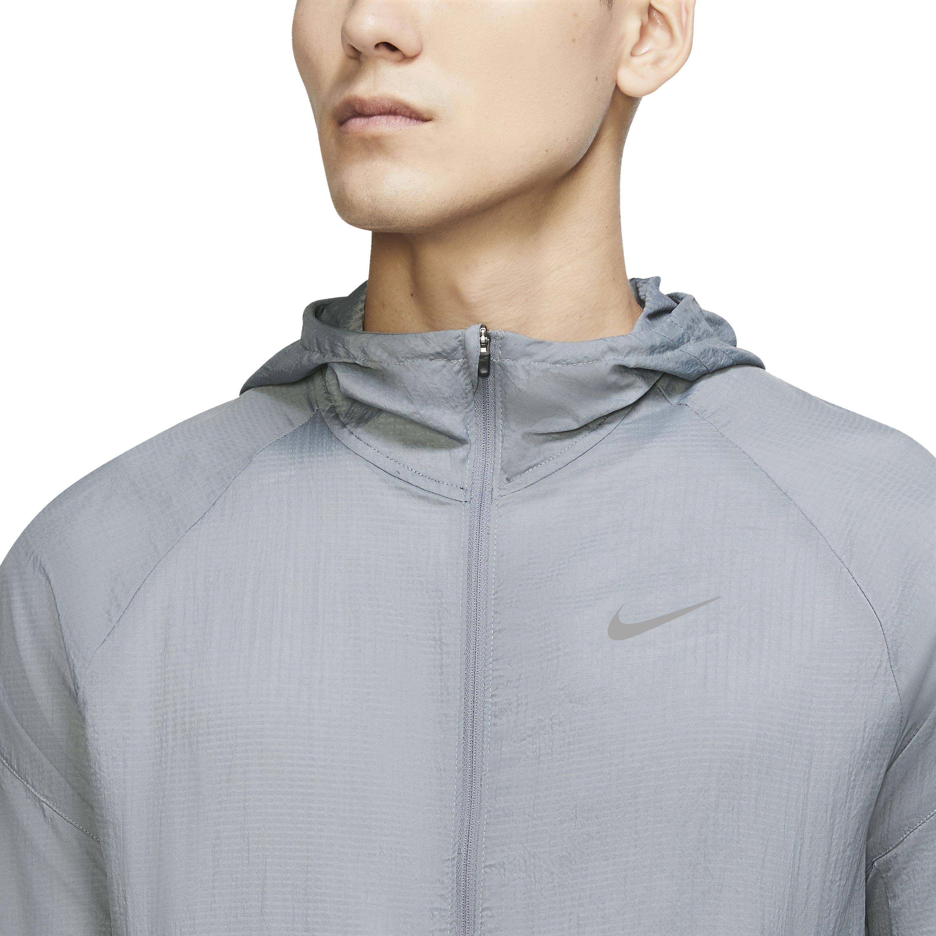 nike essential men's running jacket